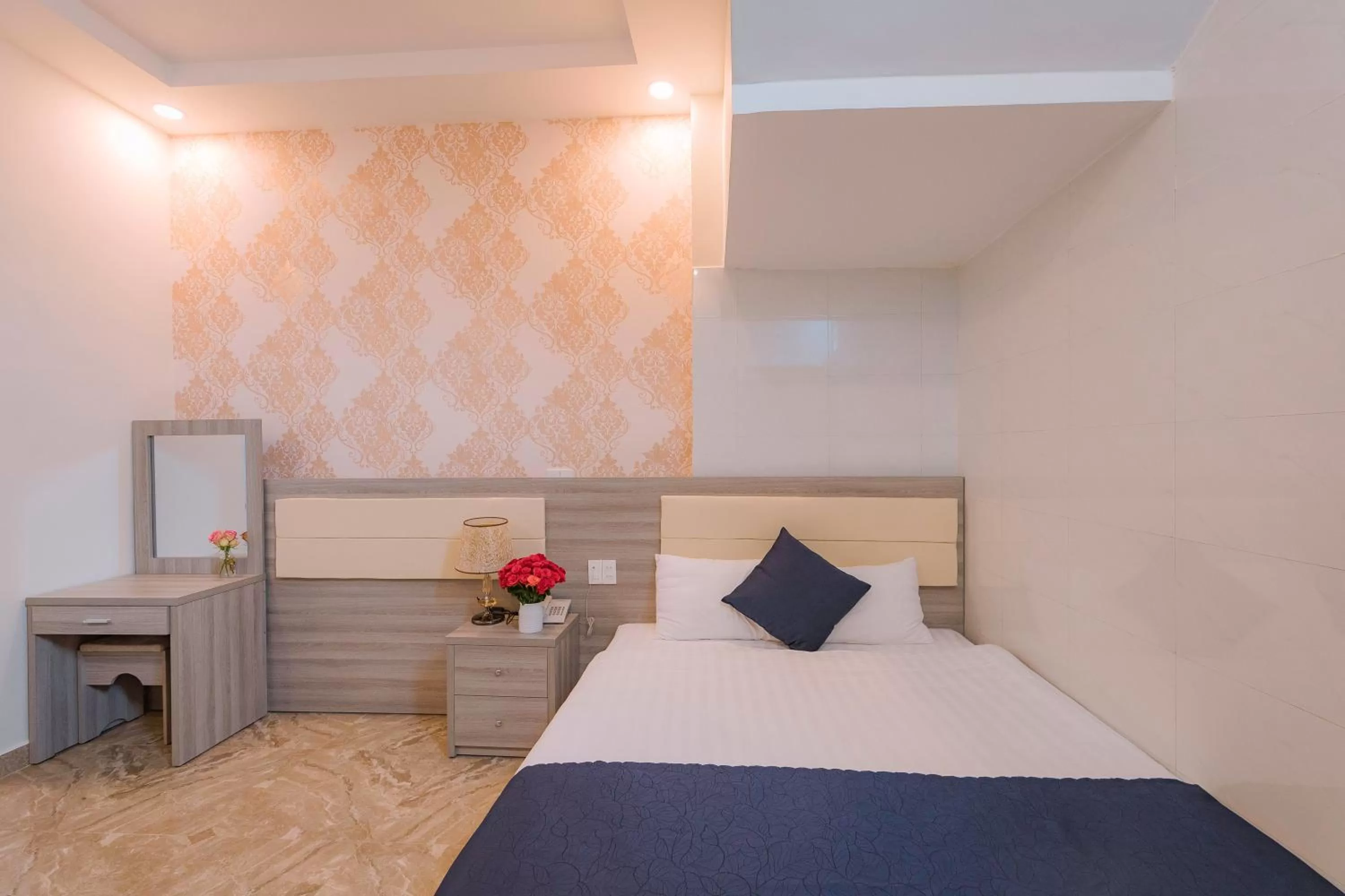 Bed in Khanh Uyen 1 Hotel