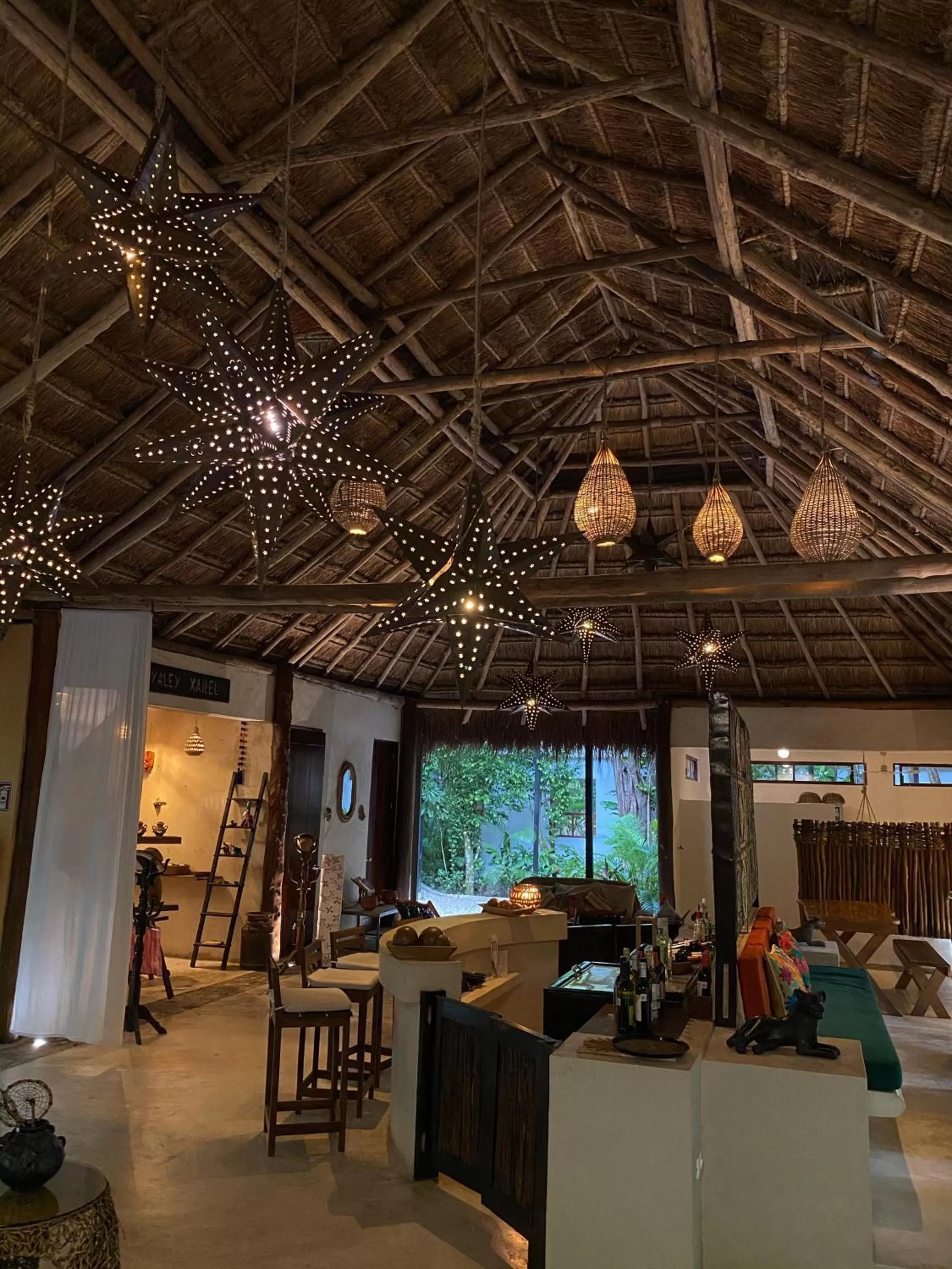 Communal lounge/ TV room in Piedra de Agua Palenque