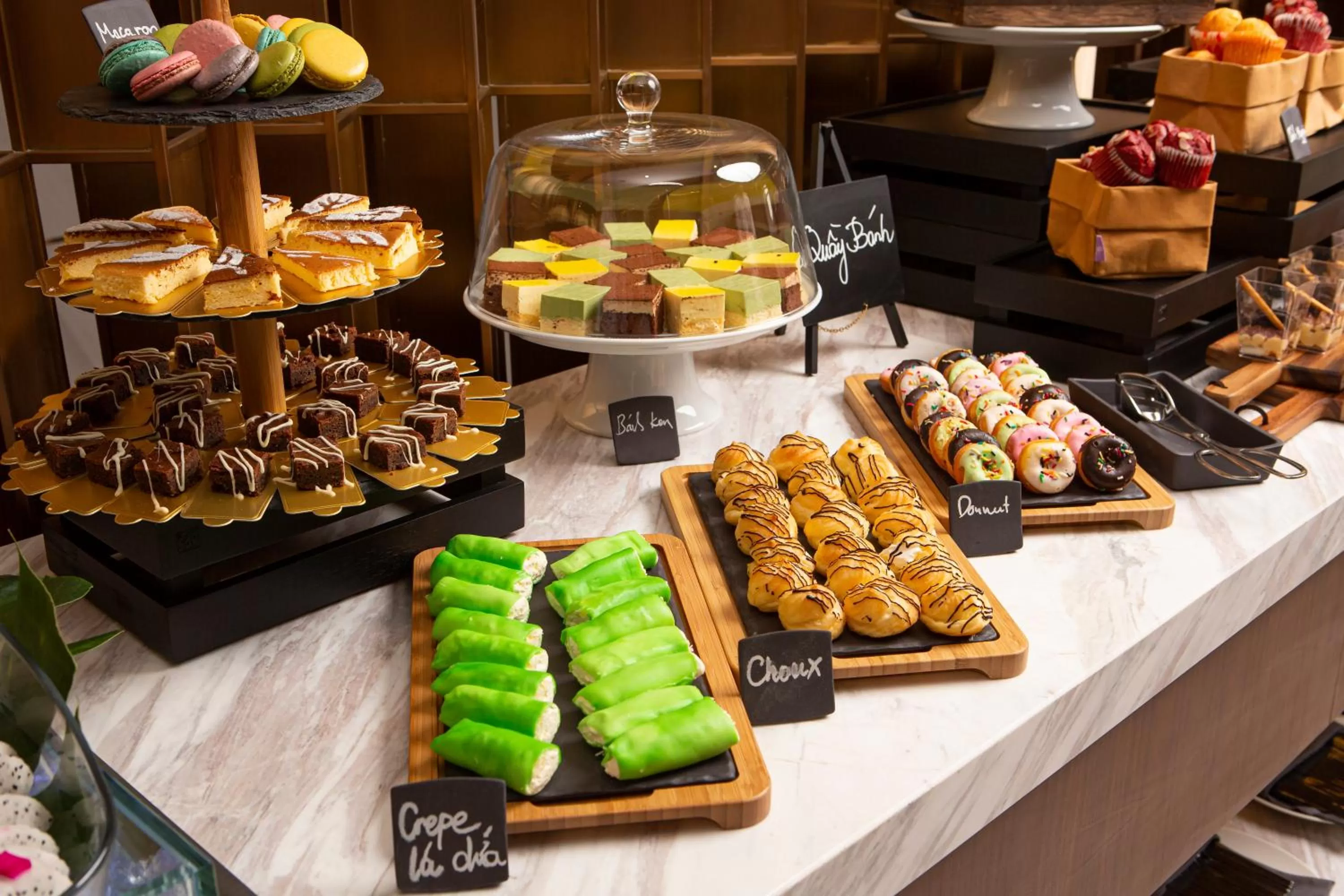 Food in D'Lecia Ha Long Hotel