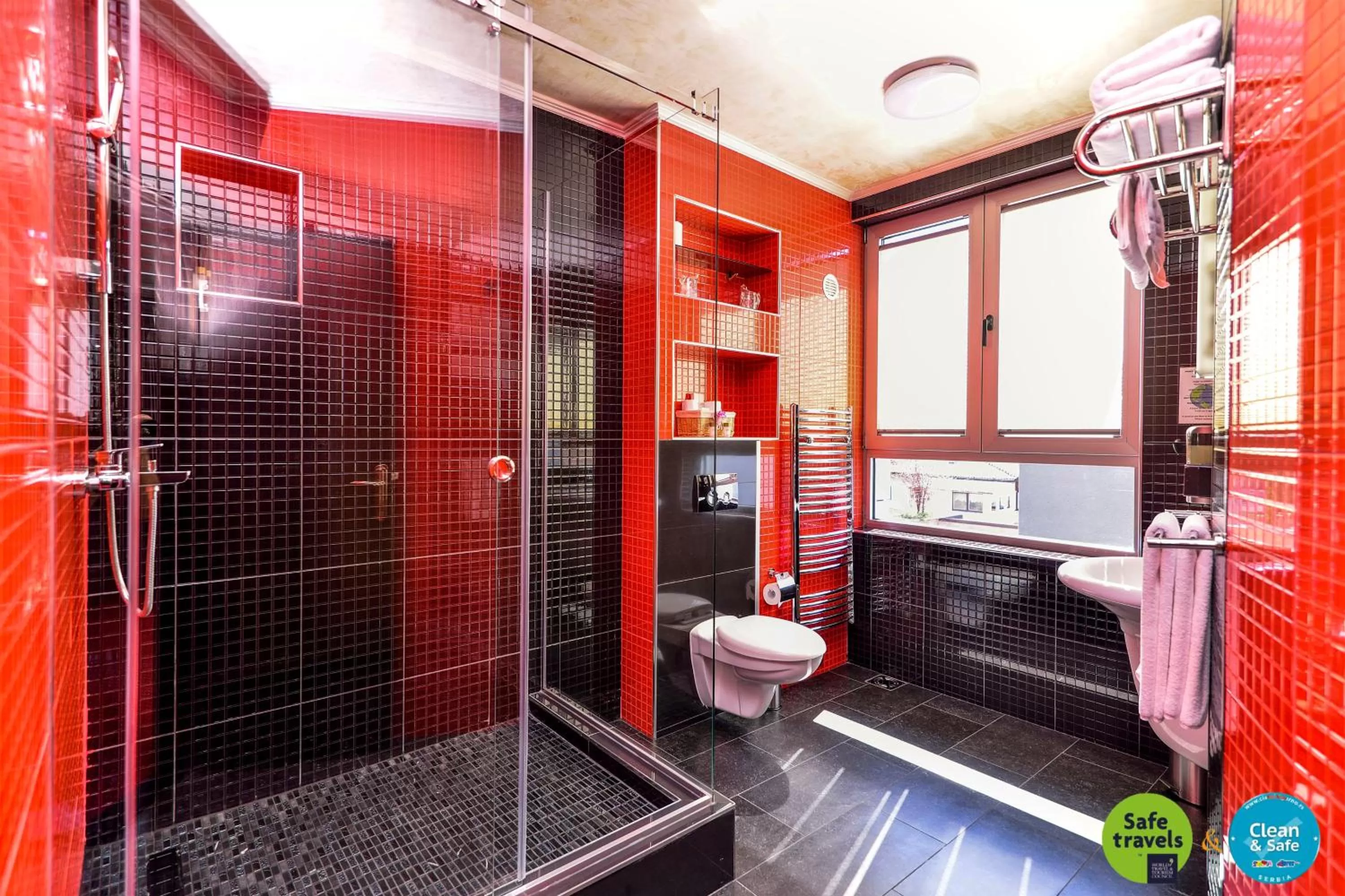 Bathroom in Prezident Hotel