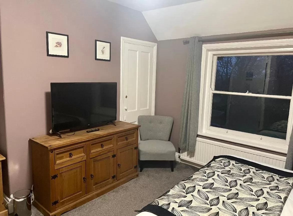 Bedroom, Bed in The Fylingdales Inn