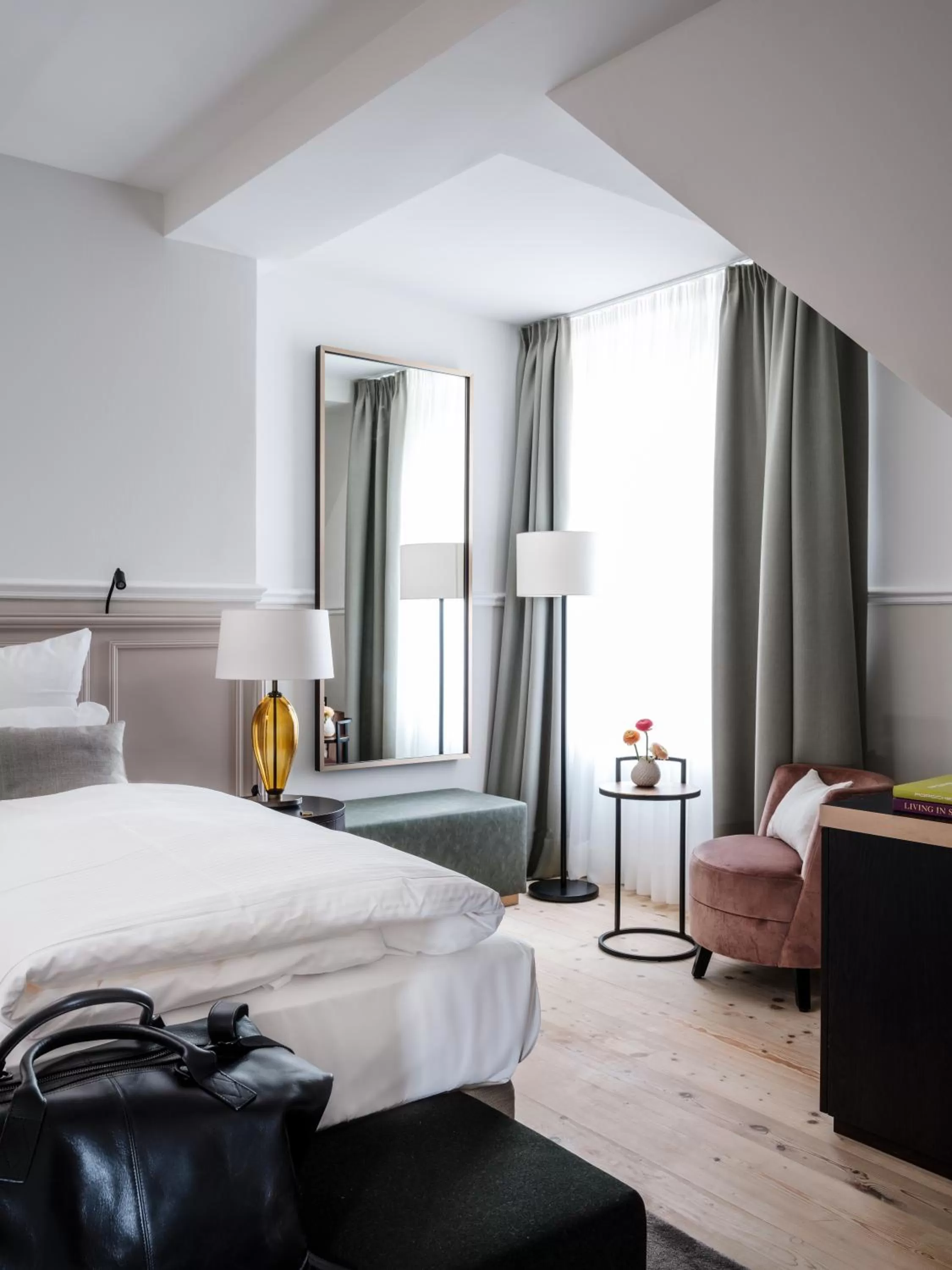 Photo of the whole room, Bed in AMERON Neuschwanstein Alpsee Resort & Spa