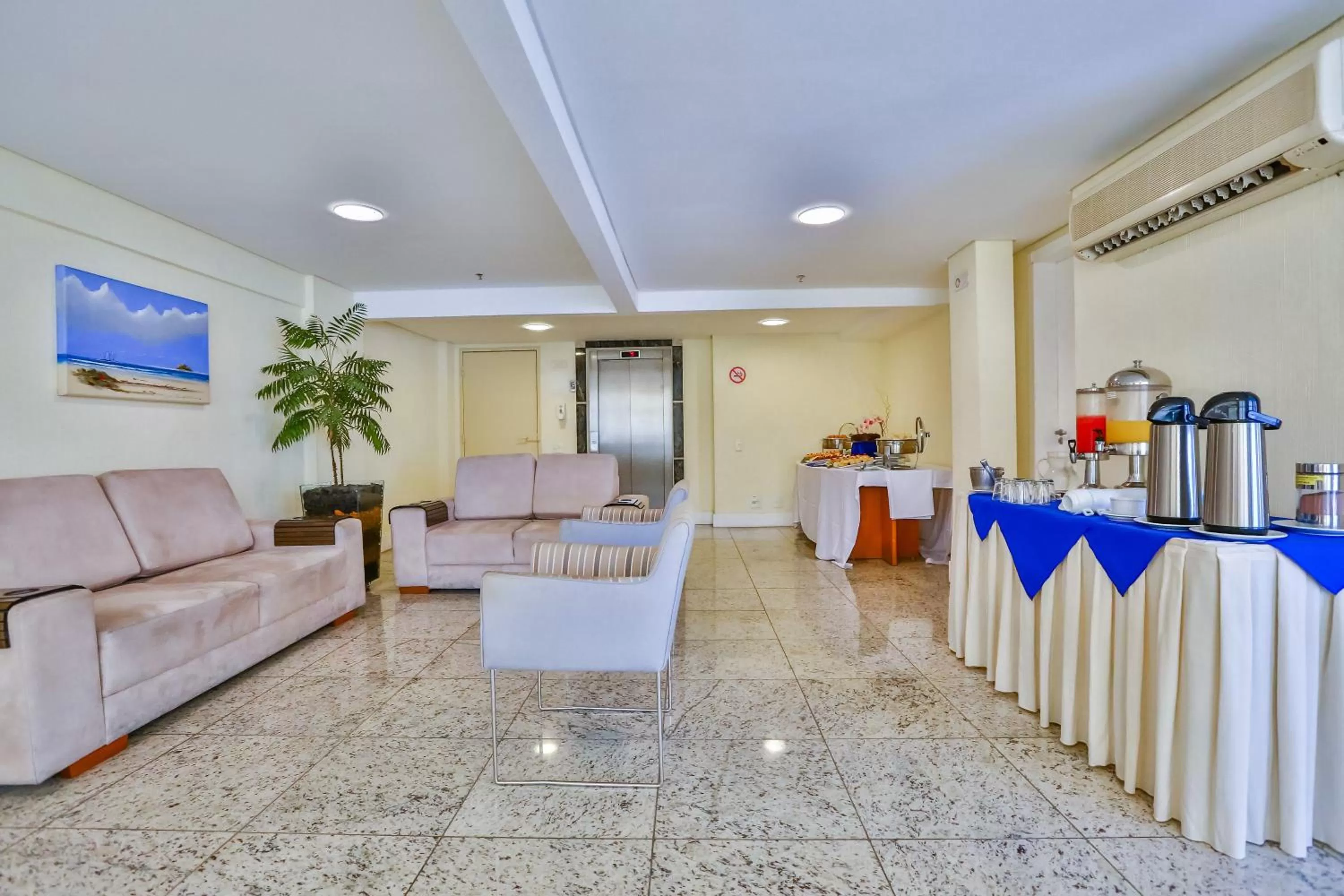 Business facilities in Dubai Macaé by Atlântica