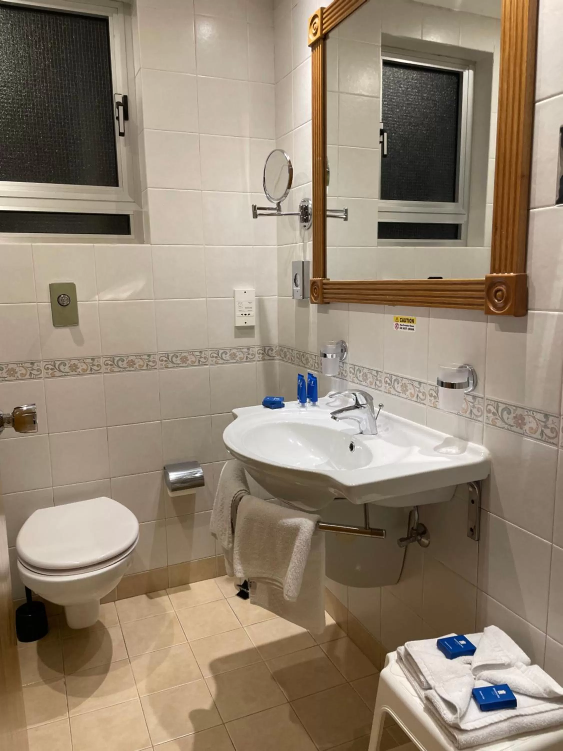 Bathroom in Paradise Bay Resort