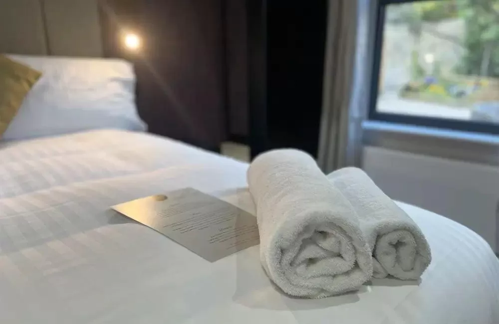 Bedroom, Bed in Lydiard House Hotel & Conference Centre