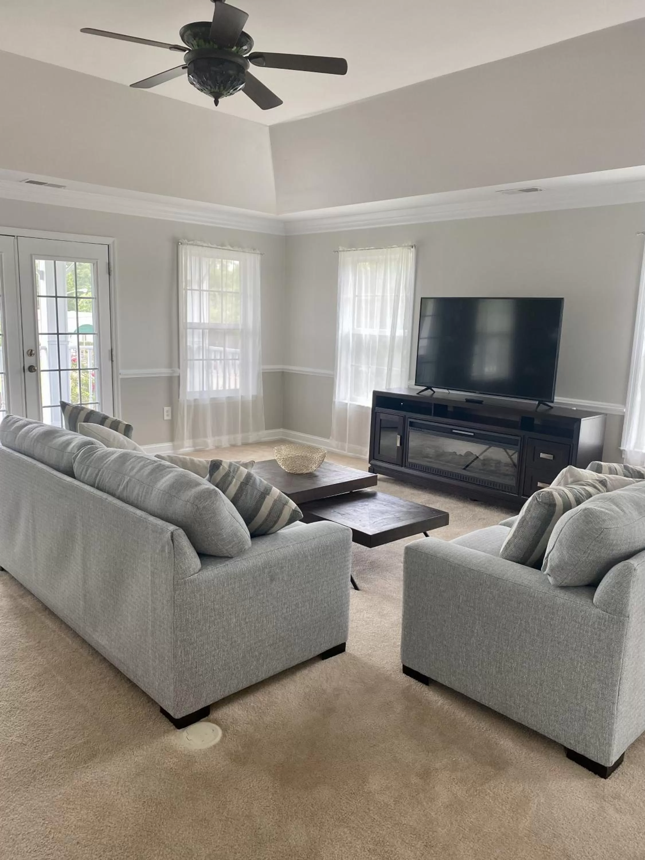 Living room, Seating Area in The Cypress Inn