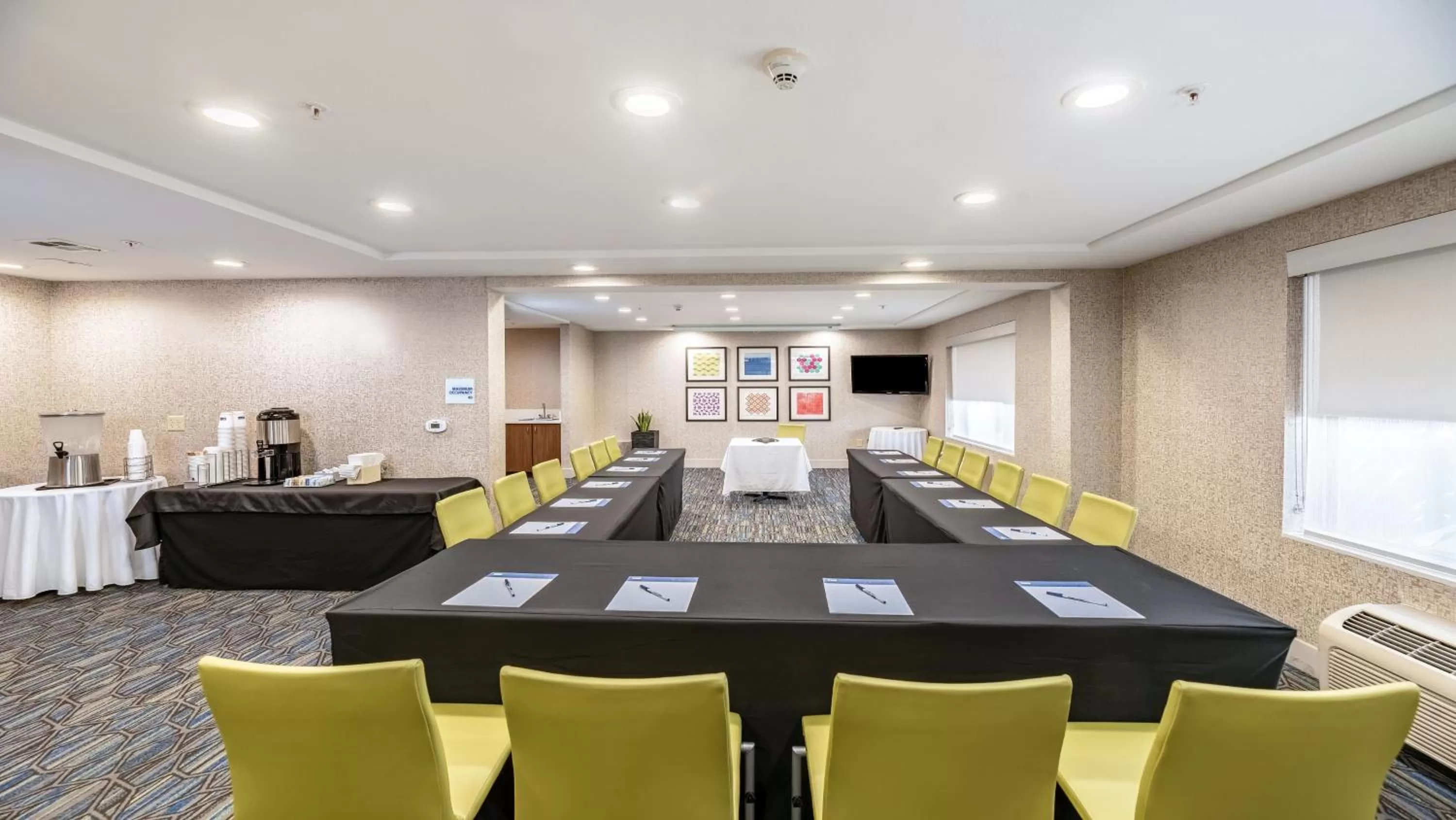 Meeting/conference room in Holiday Inn Express Fremont - Milpitas Central by IHG
