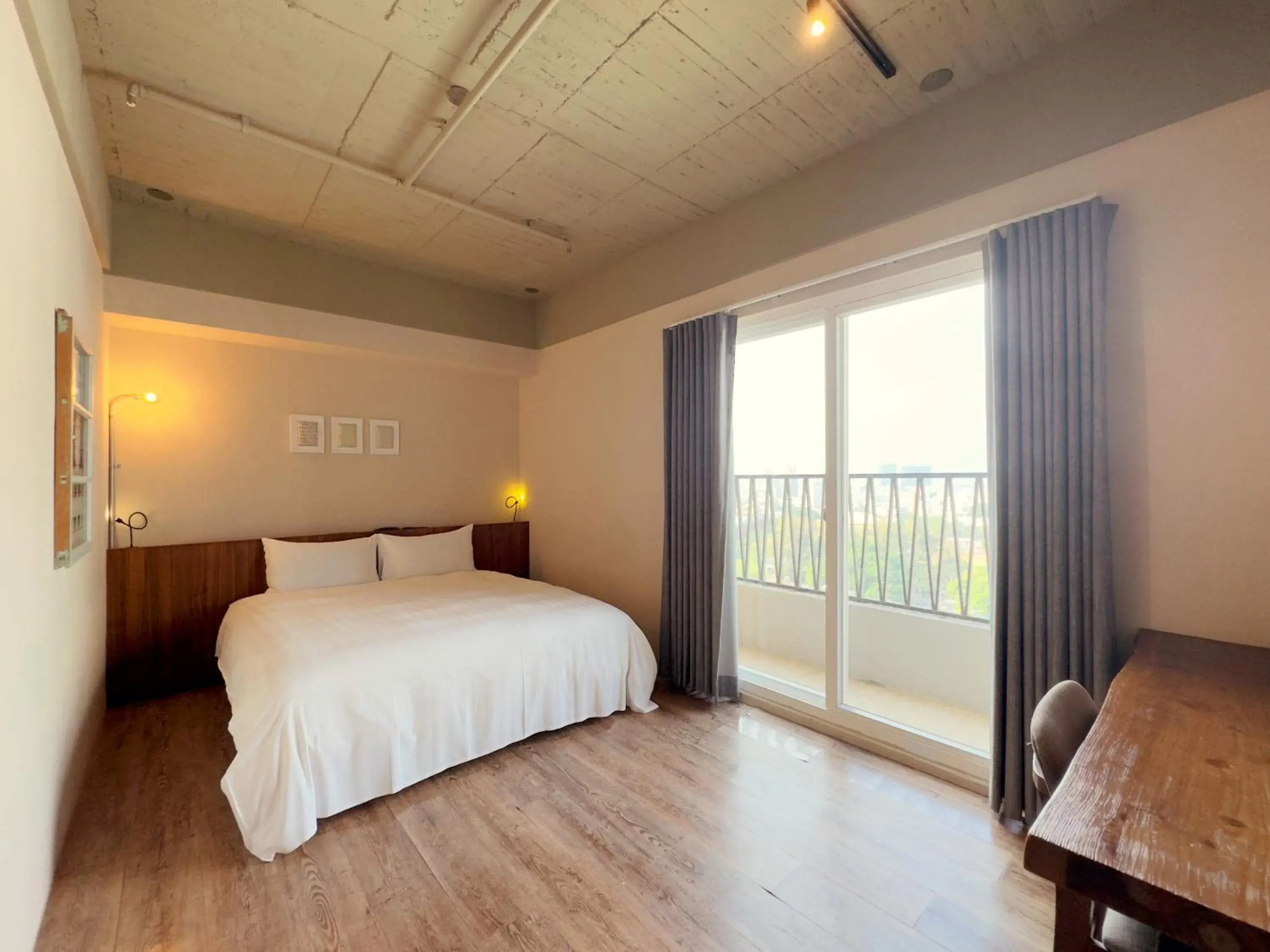 Executive Double Room in Old School - Nan Fun House Hotel Executive Double Room in Old School - Nan Fun House Hotel