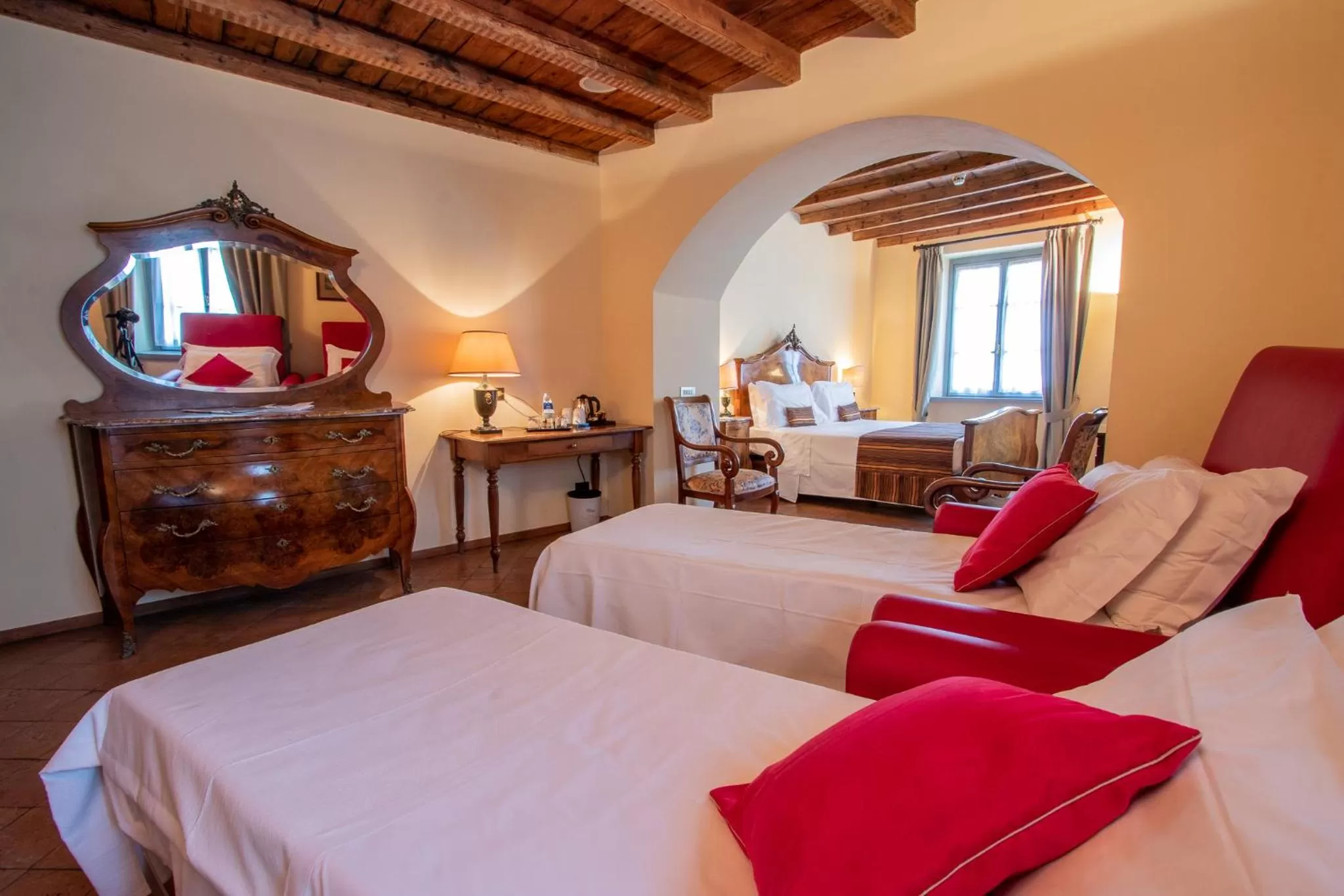 Photo of the whole room, Bed in Albergo Le Due Corti
