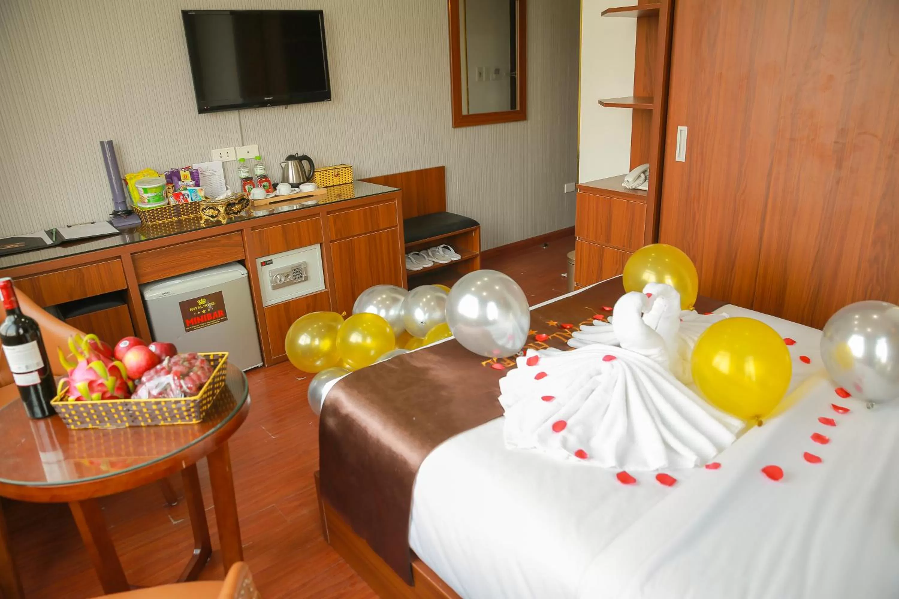 Bedroom in Royal Hotel