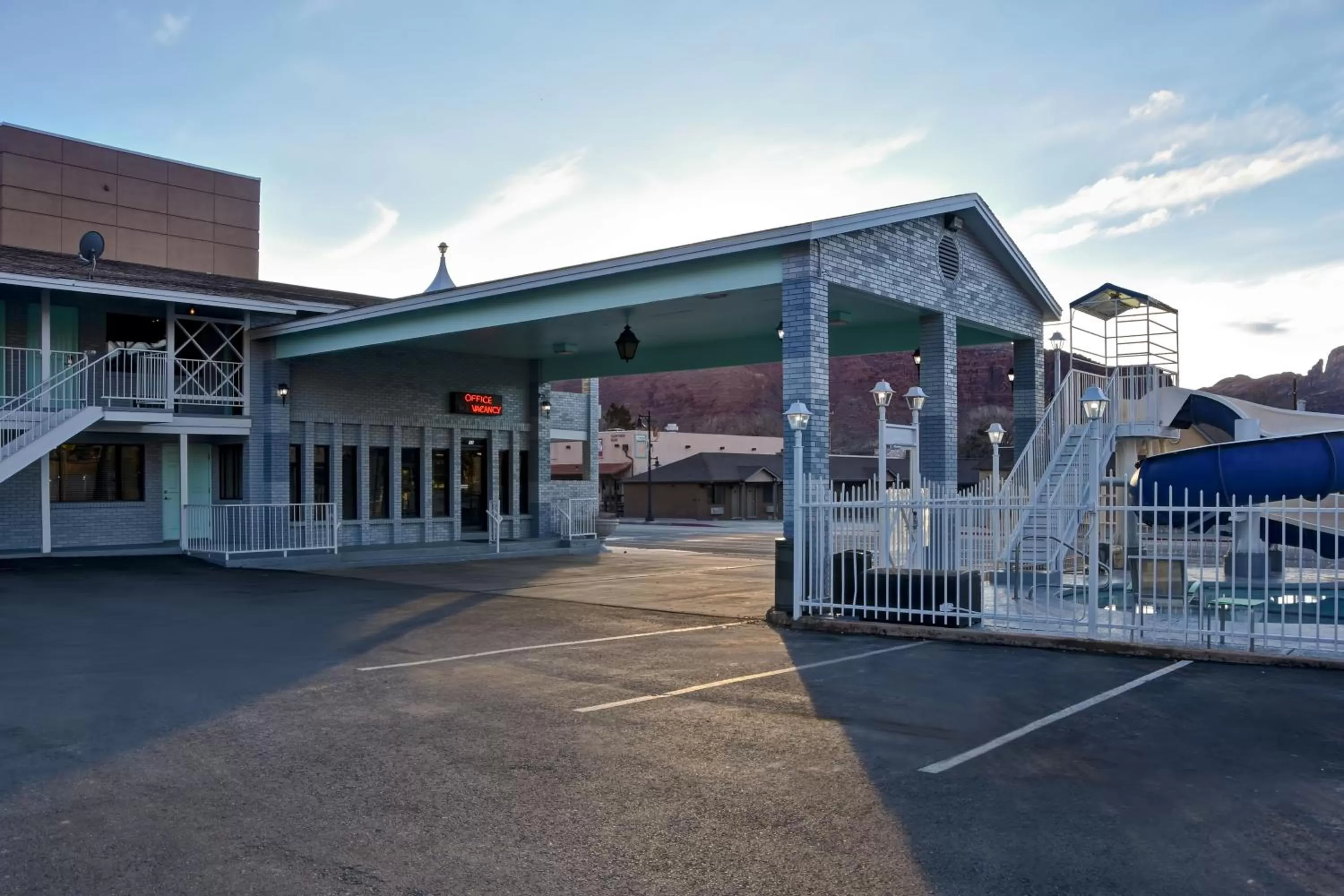 Property building in Expedition Lodge Moab Arches National Park