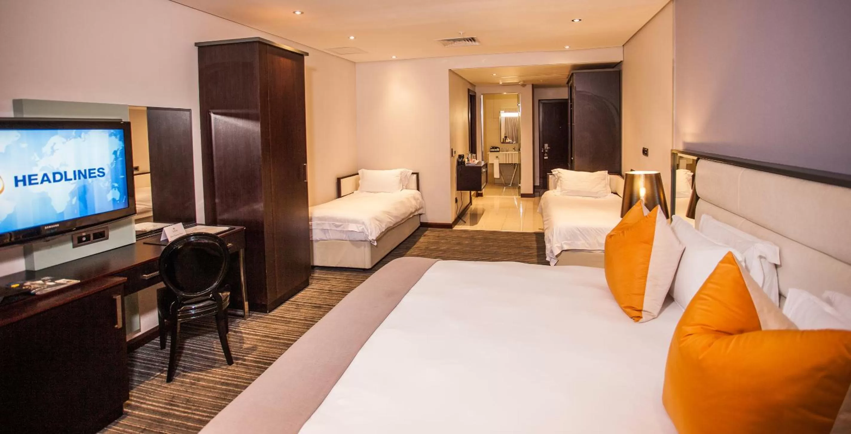 TV and multimedia, Bed in Coastlands Umhlanga Hotel and Convention Centre