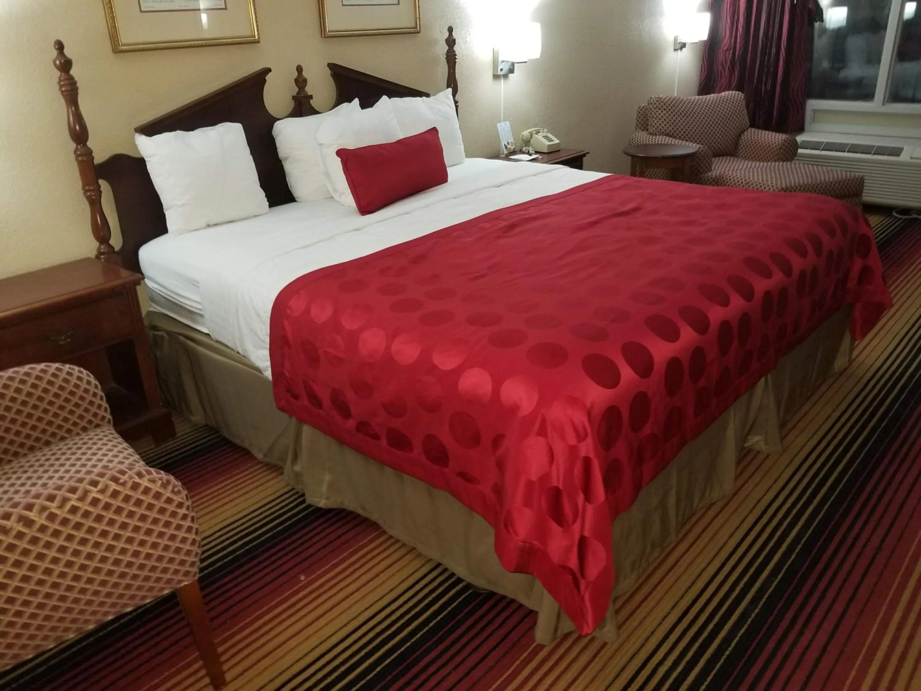 Bed in FairBridge Inn Express Perry