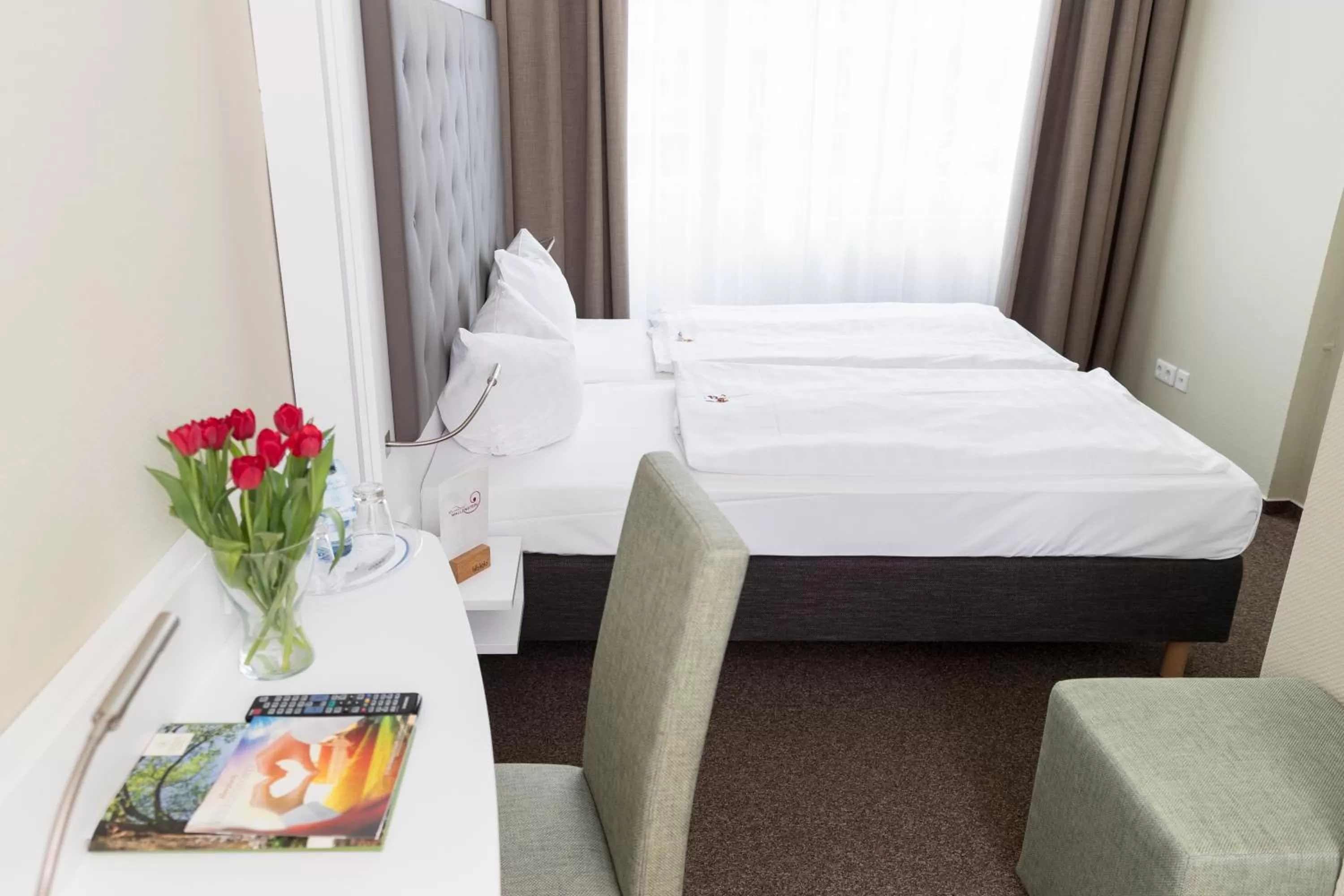 Photo of the whole room, Bed in Hotel am Schlosspark