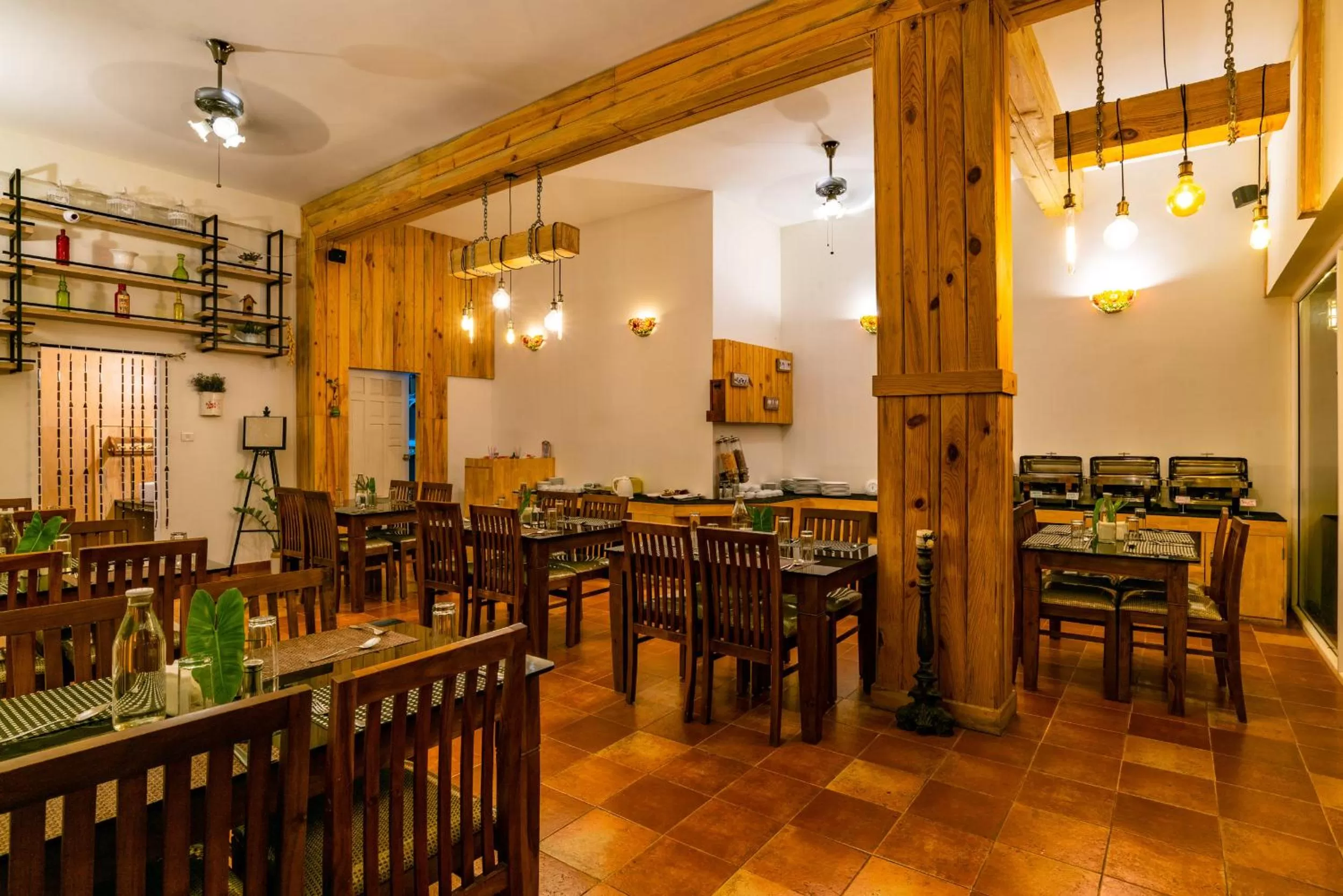 Restaurant/places to eat in Tea Harvester