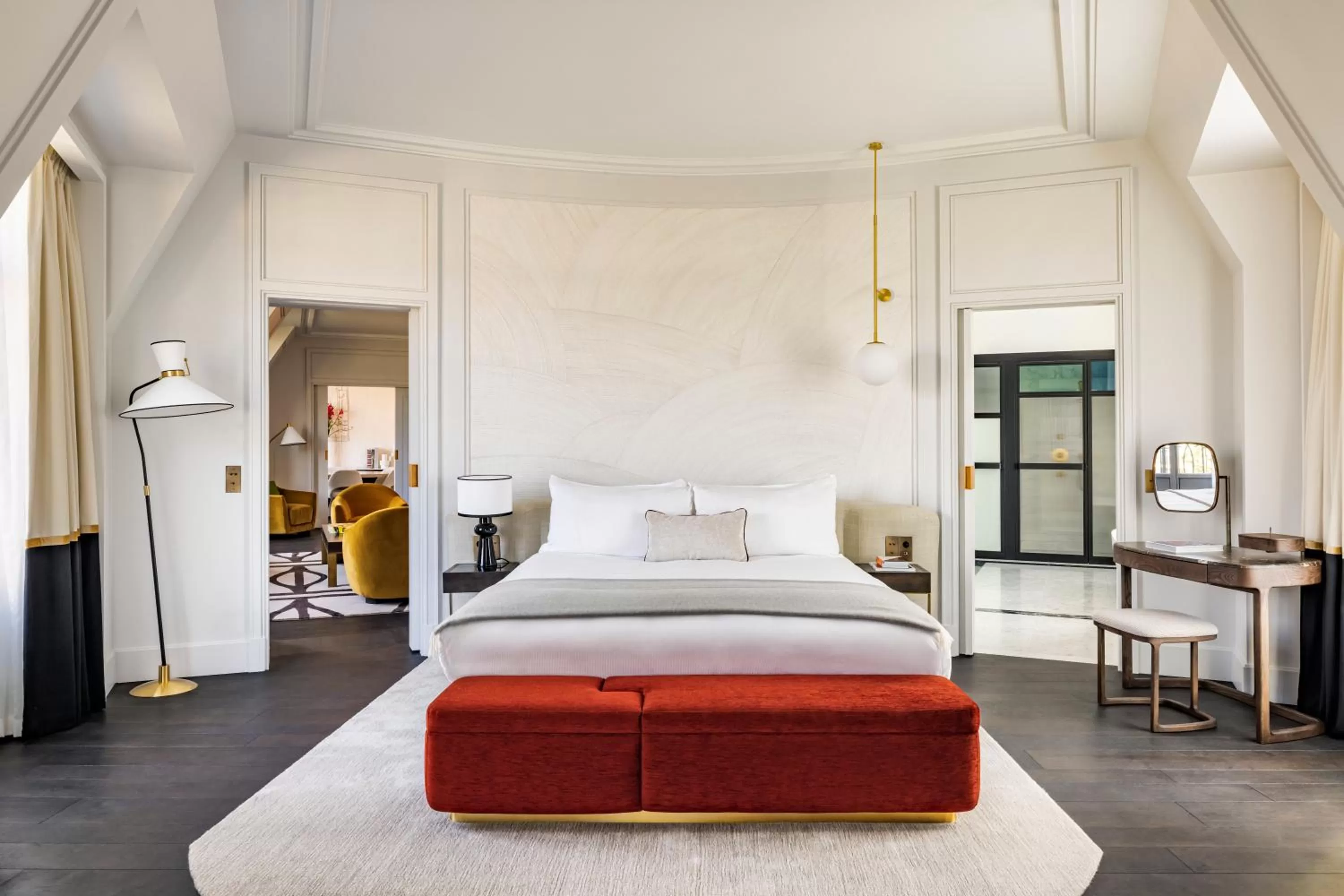 Photo of the whole room, Bed in Kimpton - St Honoré Paris by IHG