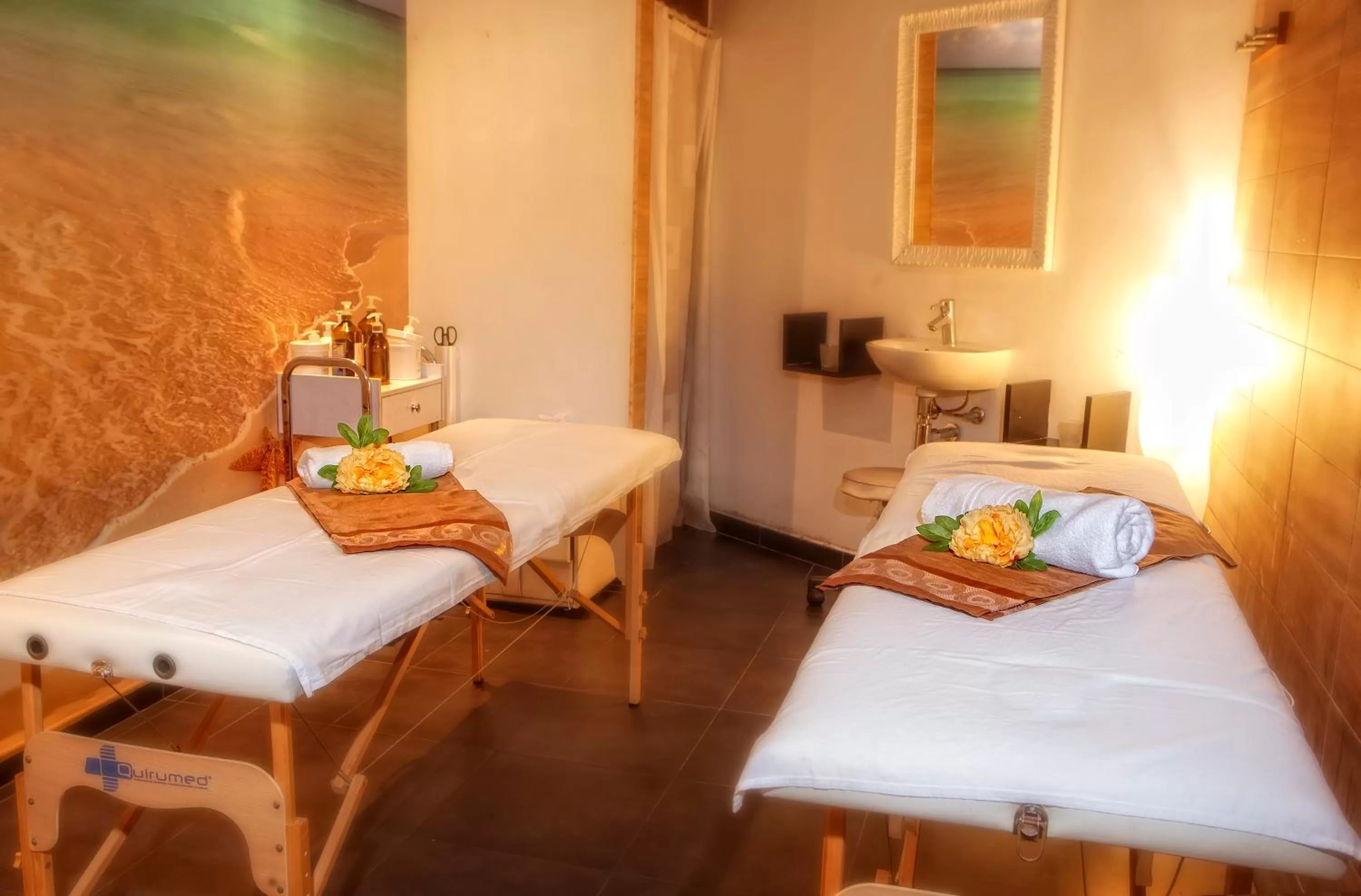 Spa and wellness centre/facilities, Bed in Hotel Spa El Muelle de Suances