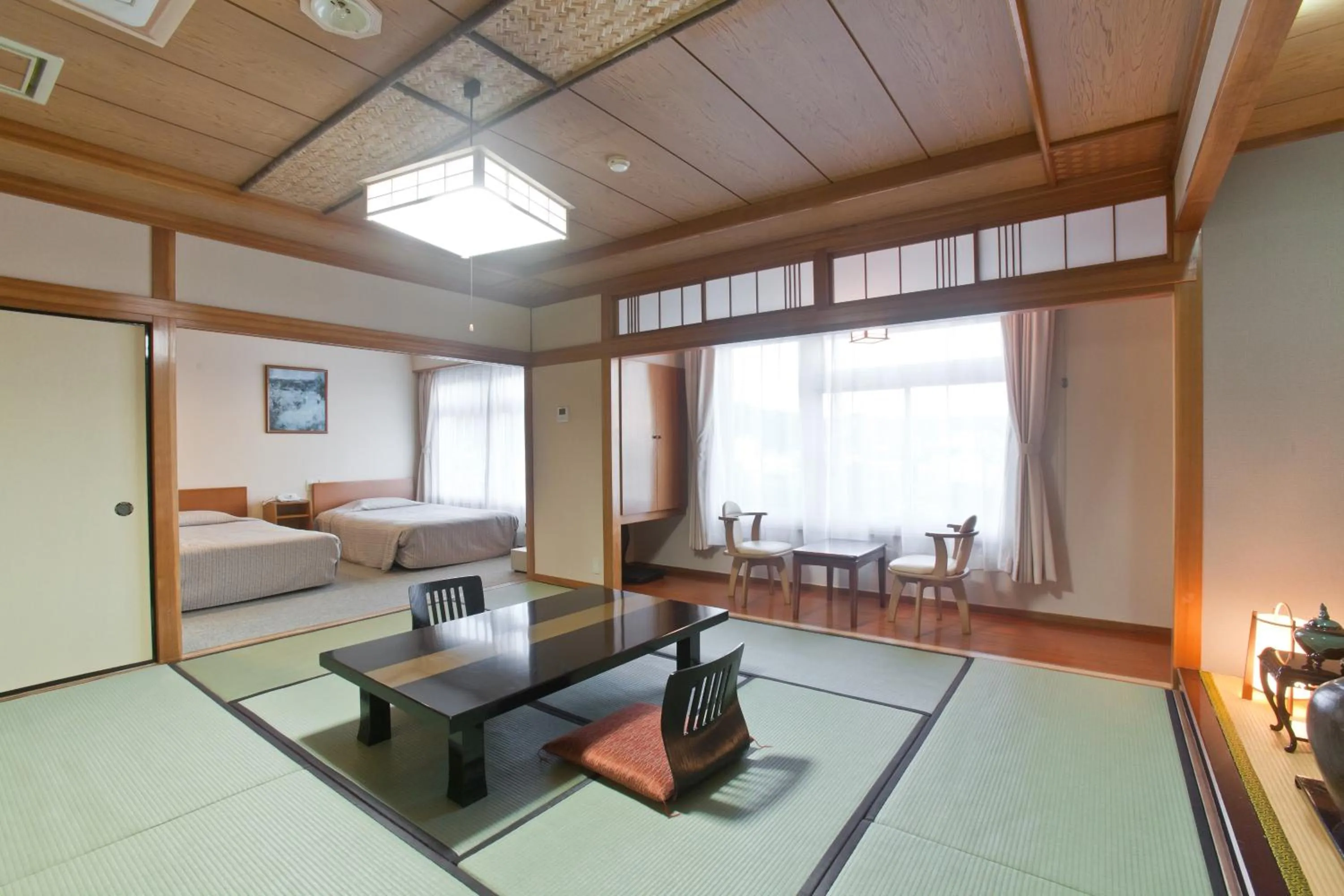 Photo of the whole room, Bed in Onsen Hotel Nakahara Bessou Nonsmoking, Earthquake retrofit