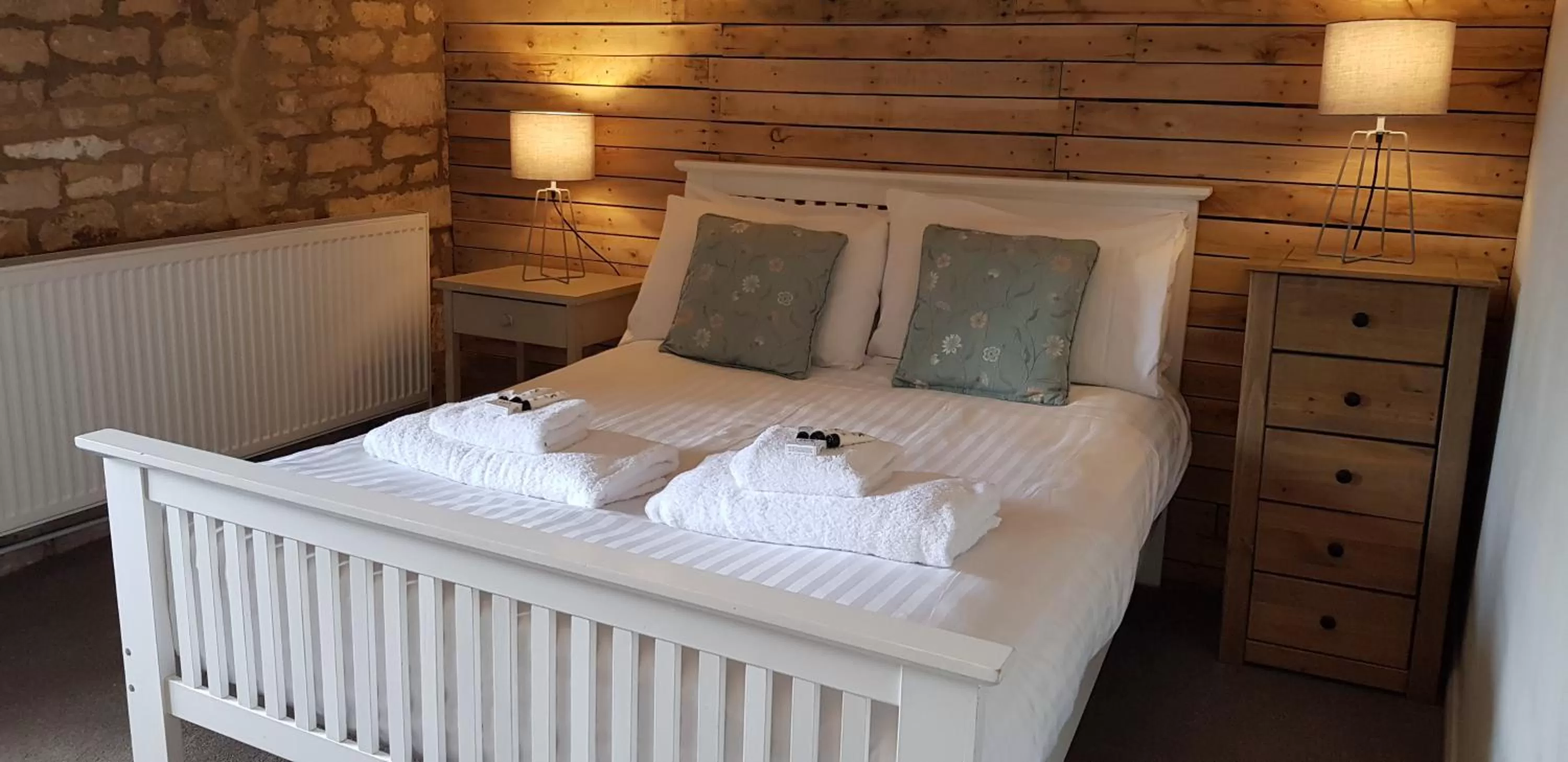 Bedroom in The Kings Arms Hotel