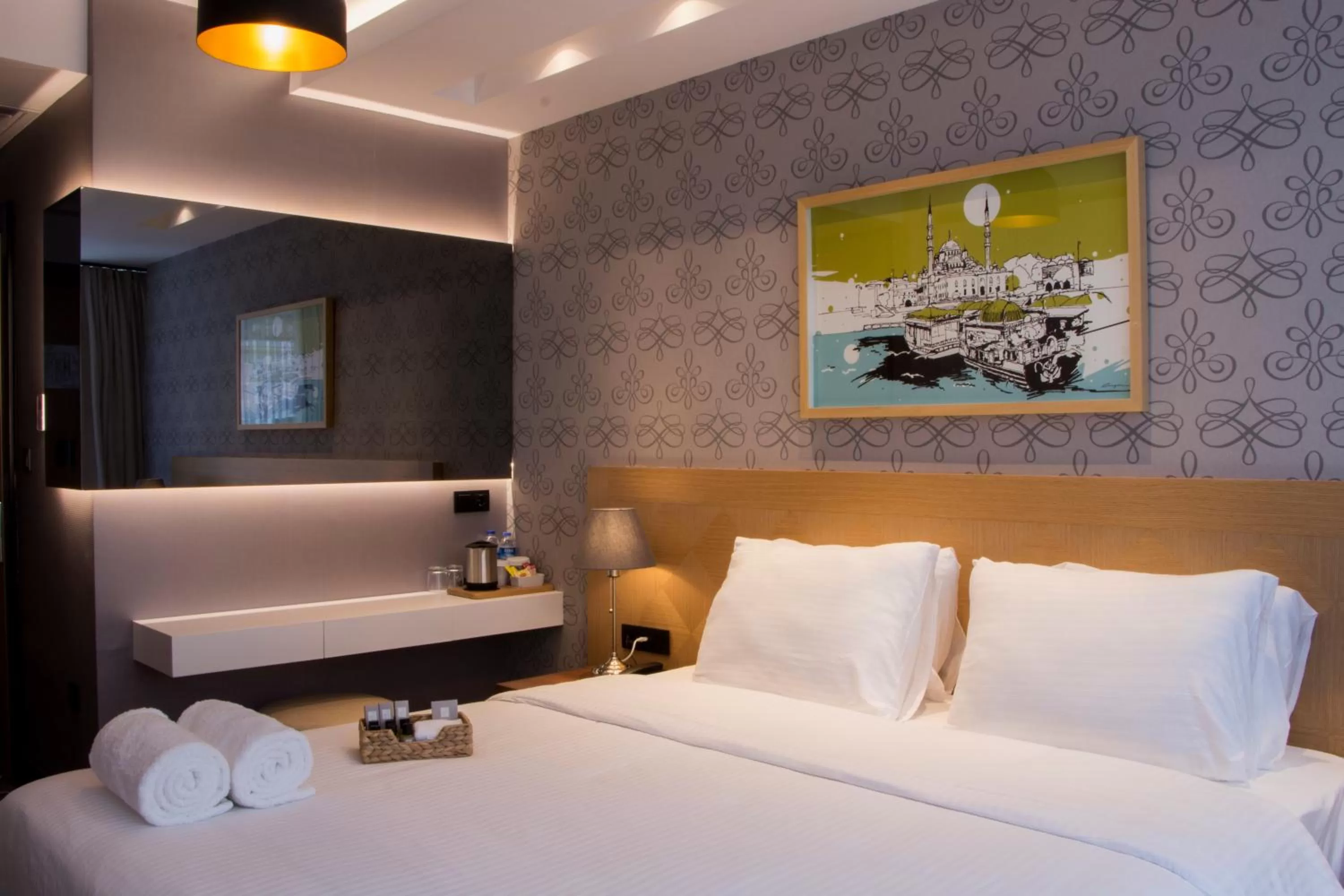 Photo of the whole room, Bed in Four-G Hotel