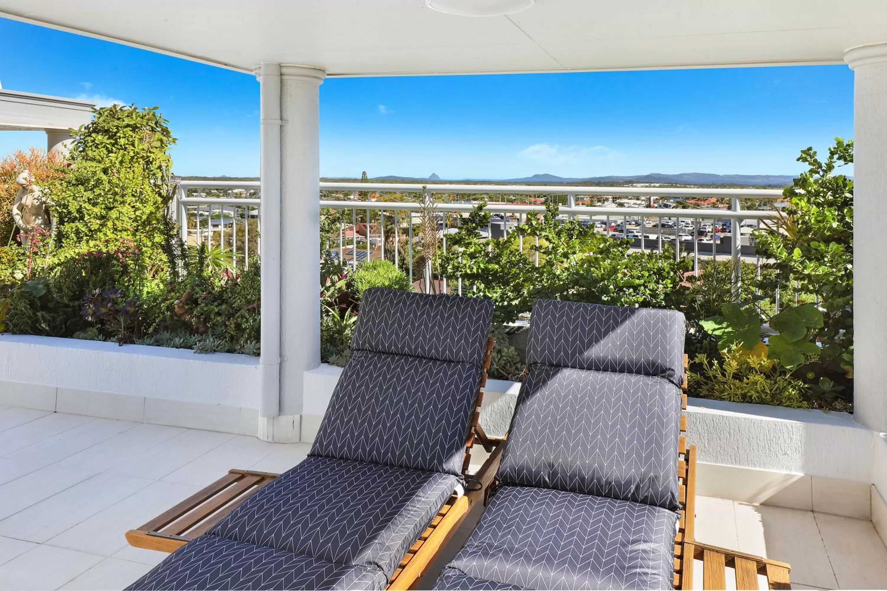 Balcony/Terrace in Beachside Resort Kawana Waters
