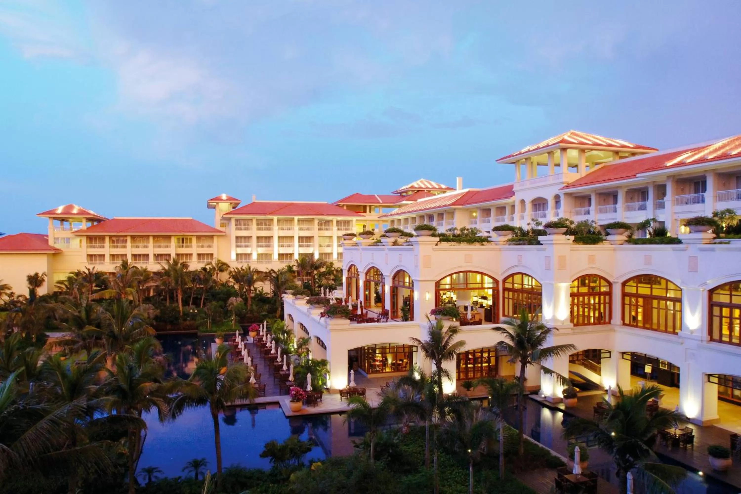 Property building in Sheraton Haikou Hotel