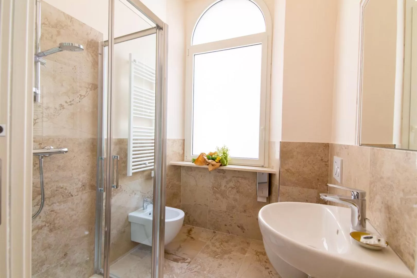 Bathroom in Migliori Olive Ascolane beds