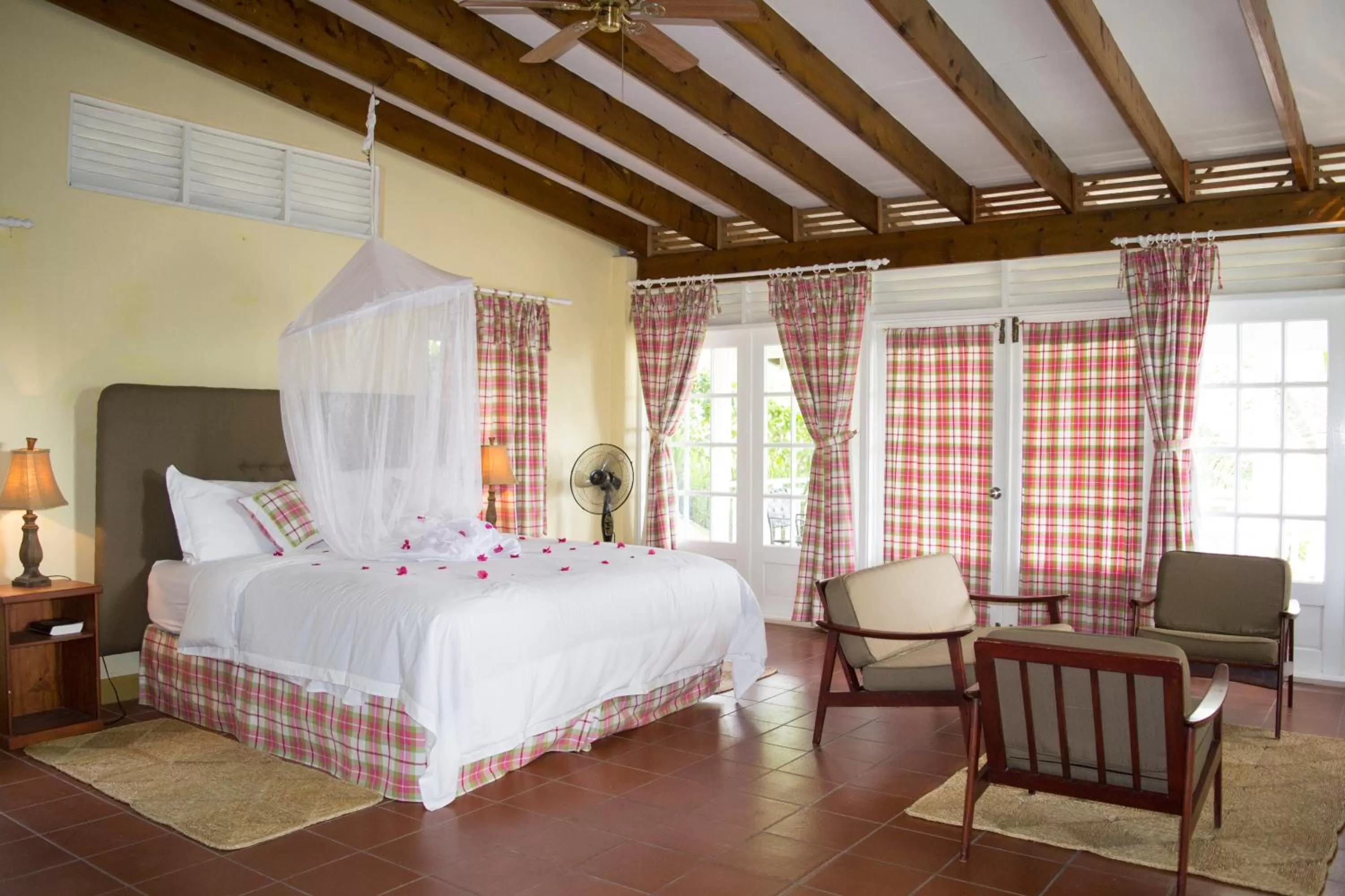 Bedroom, Bed in La Haut Resort