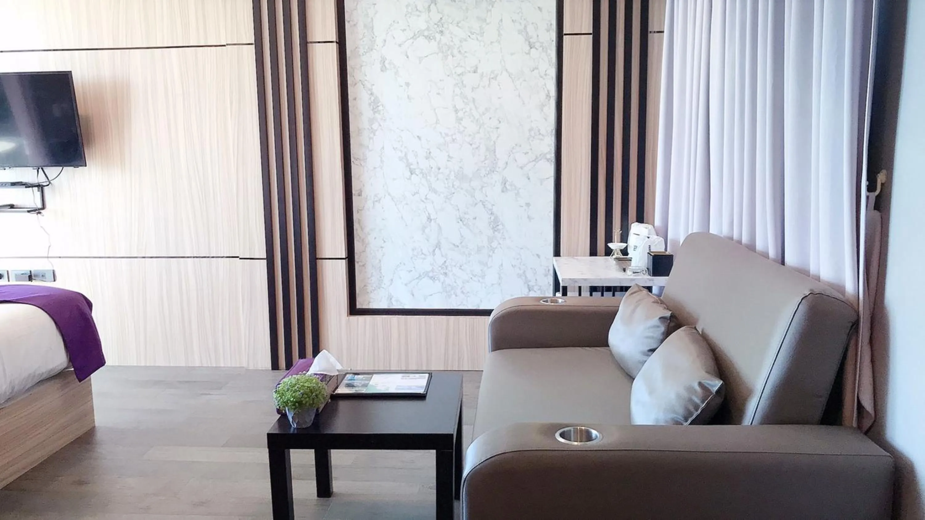 Seating area in Cliff Lanta Suite-Koh Lanta Krabi