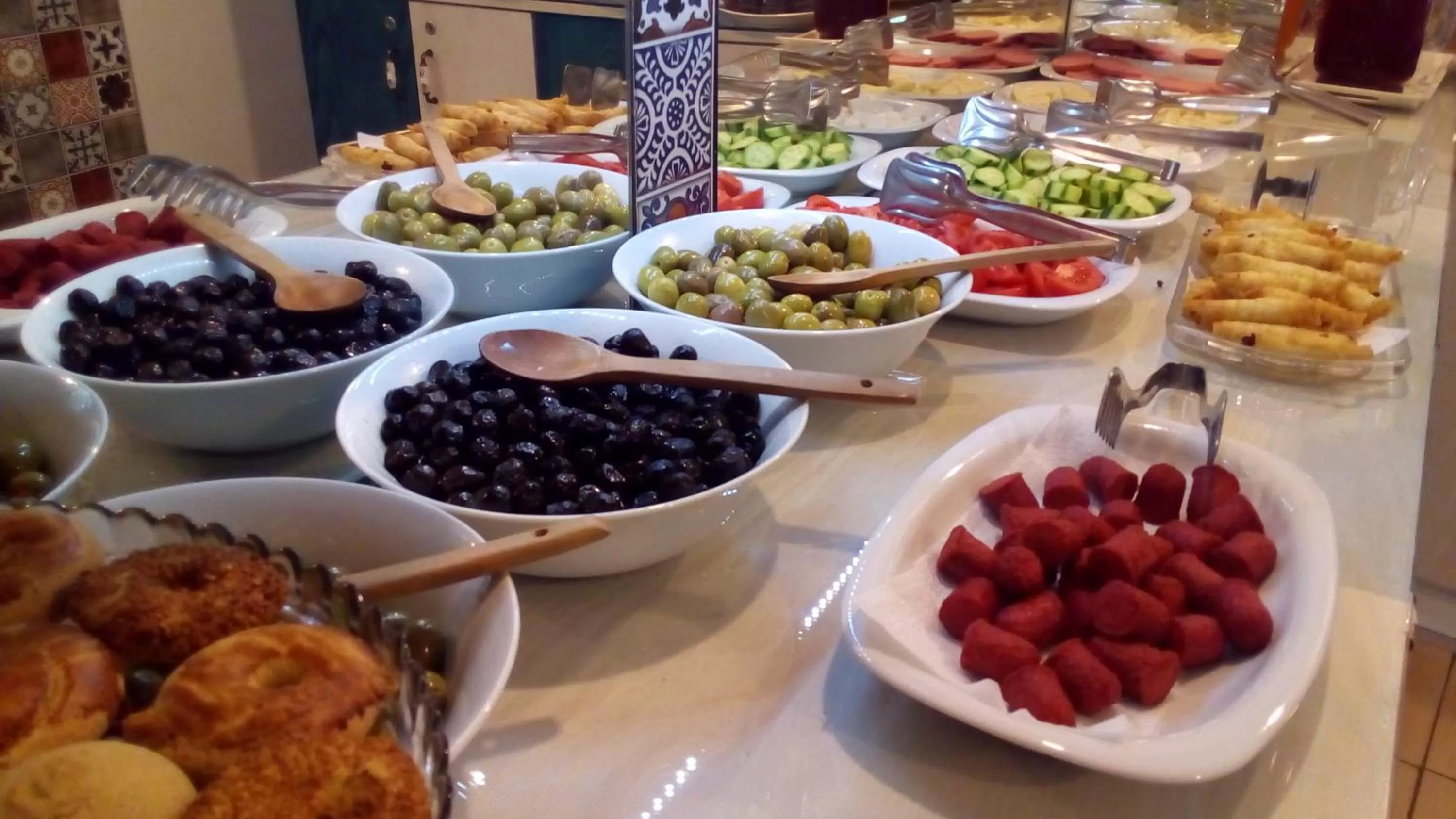 Buffet breakfast in Olimpiyat Hotel Izmir