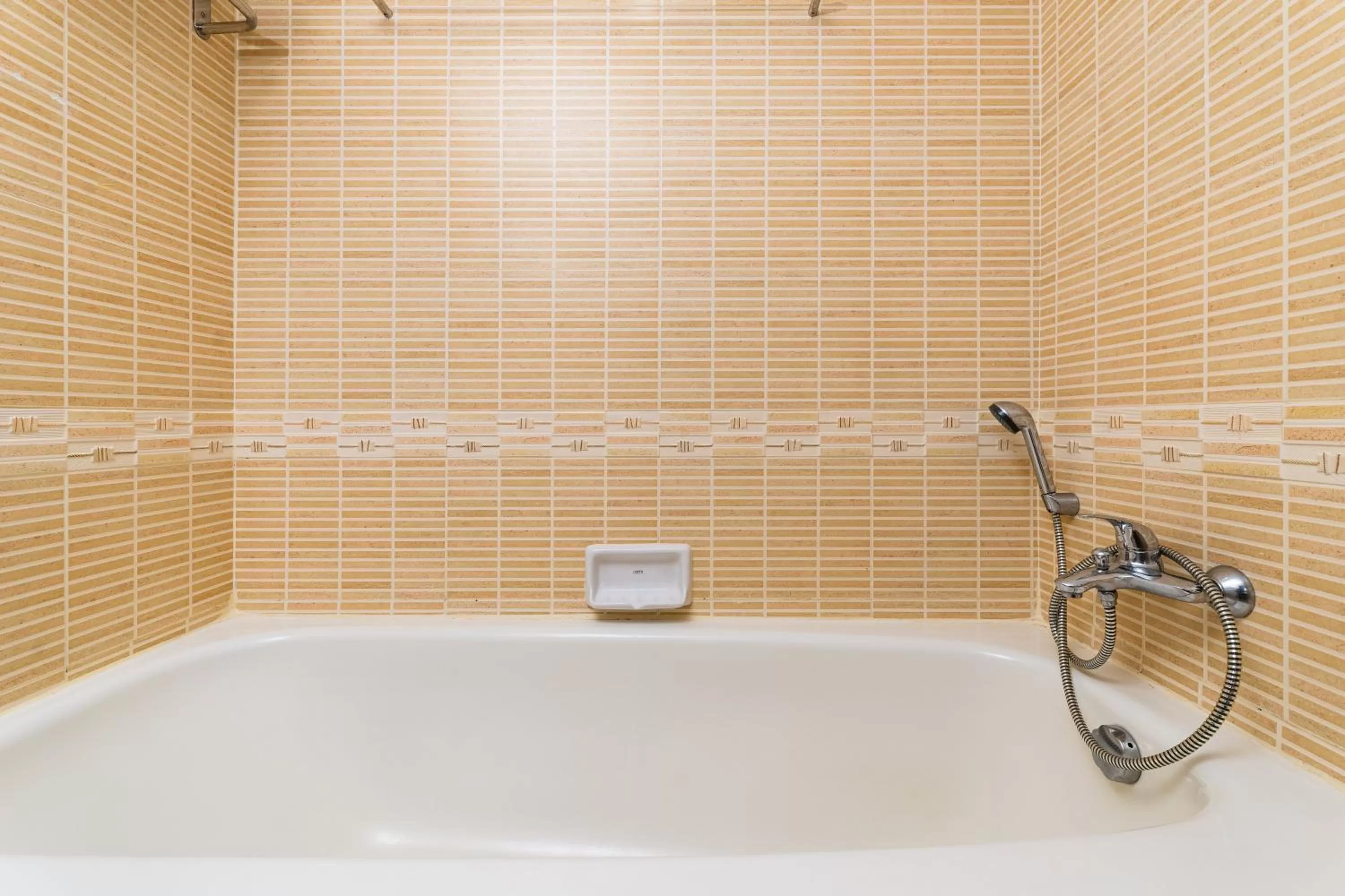 Jomtien Palm Beach Hotel and Resort