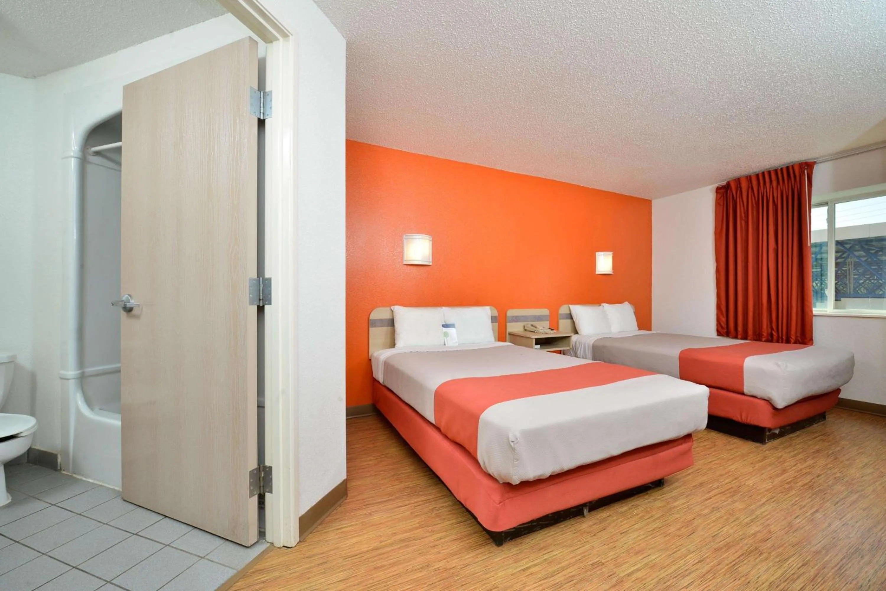 Bedroom, Bed in Motel 6-McKinney, TX - North