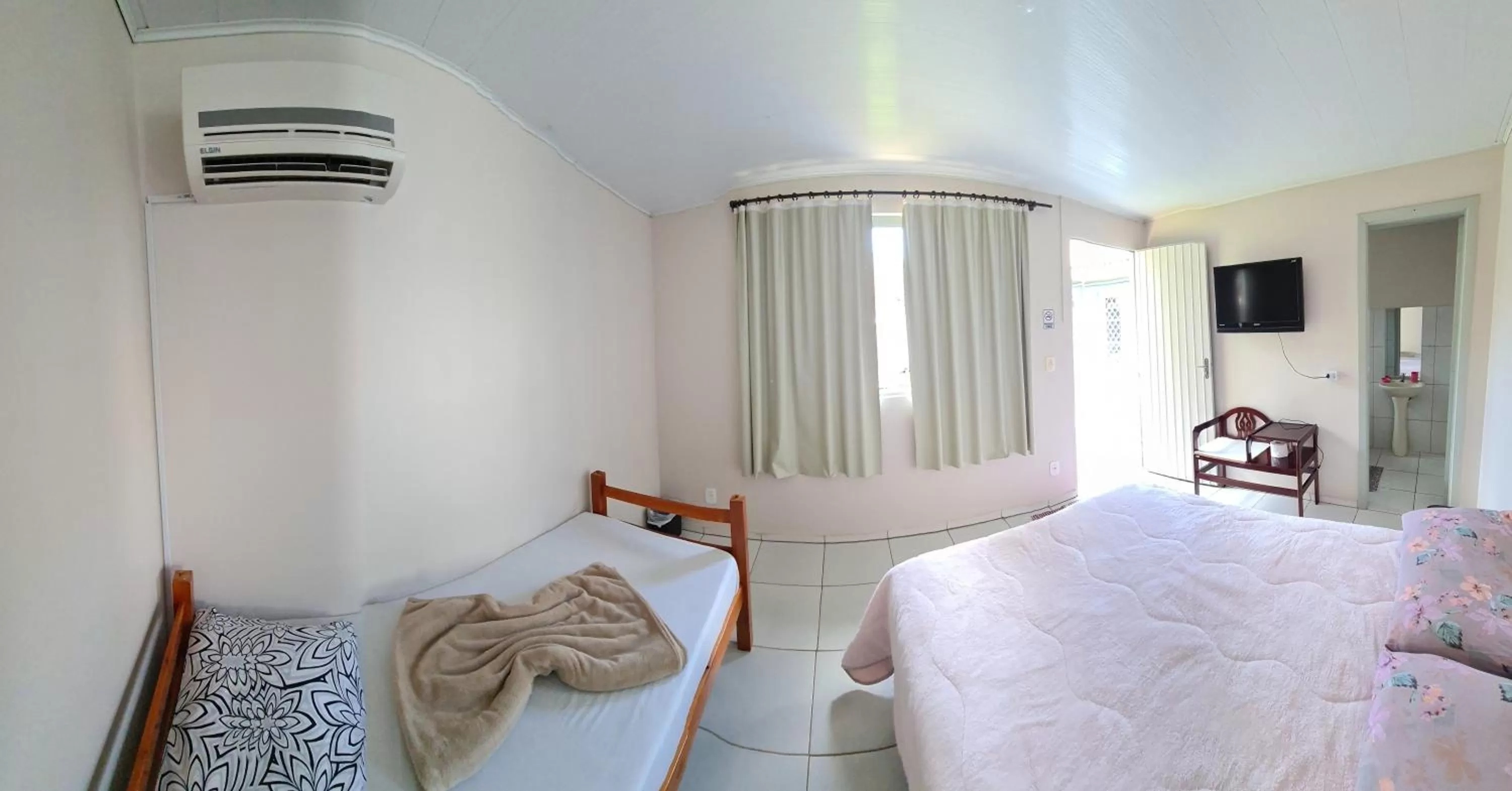 Hostel e Pousada Tiradentes 774