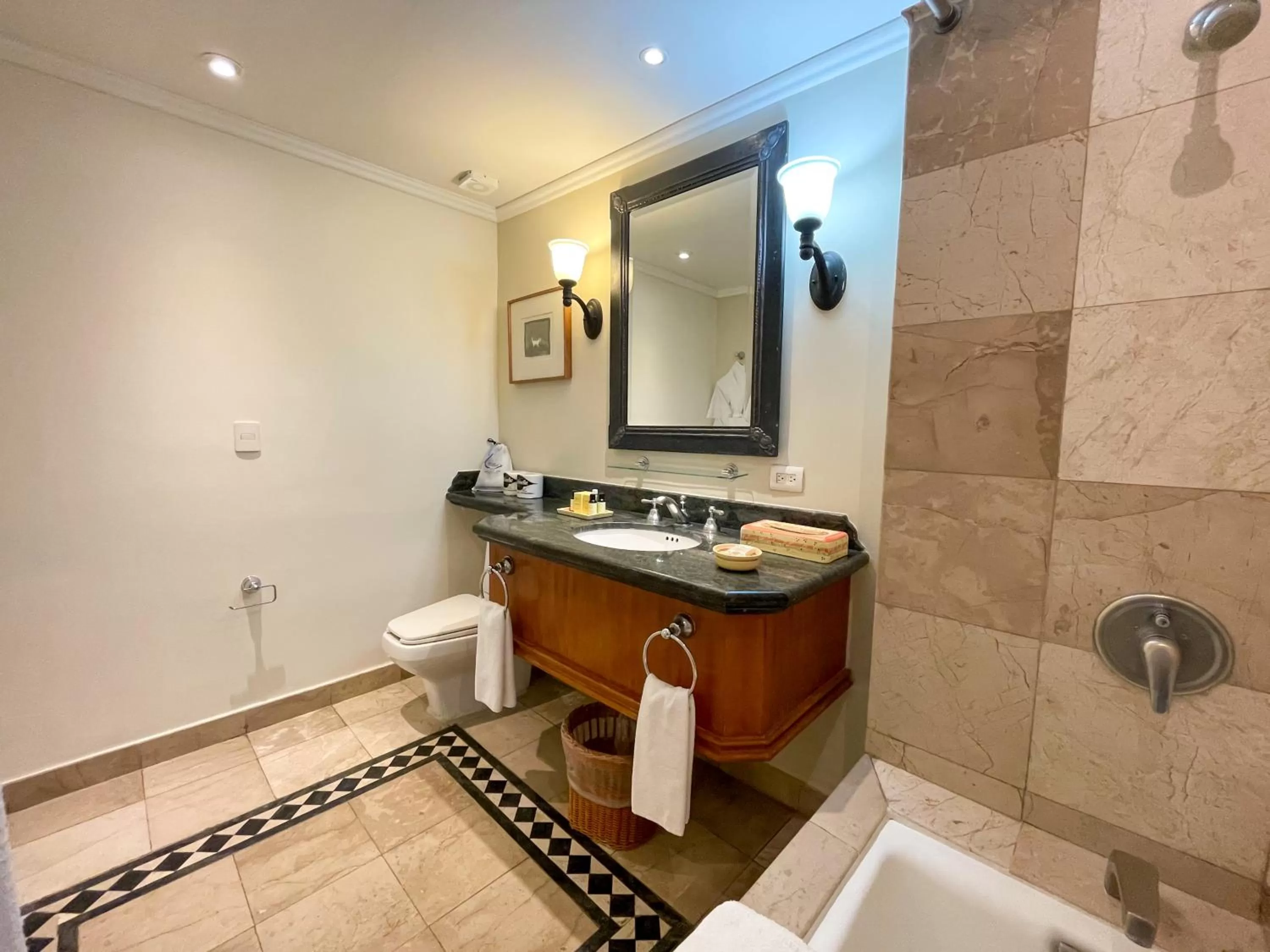 Bathroom in Pierre Mundo Imperial Riviera Diamante Acapulco