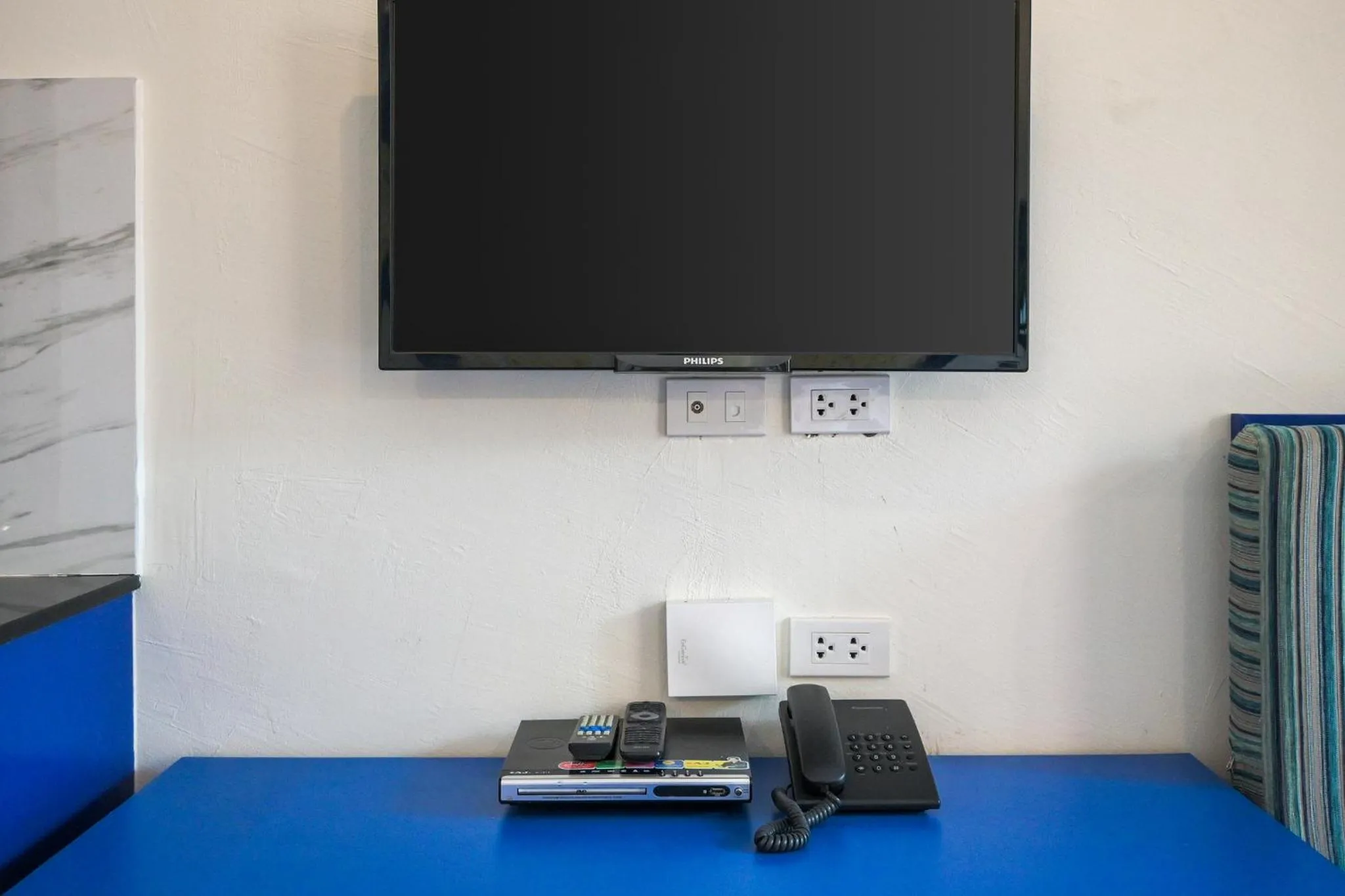 TV/Entertainment Center in Anchanlina Hotel - SHA Plus