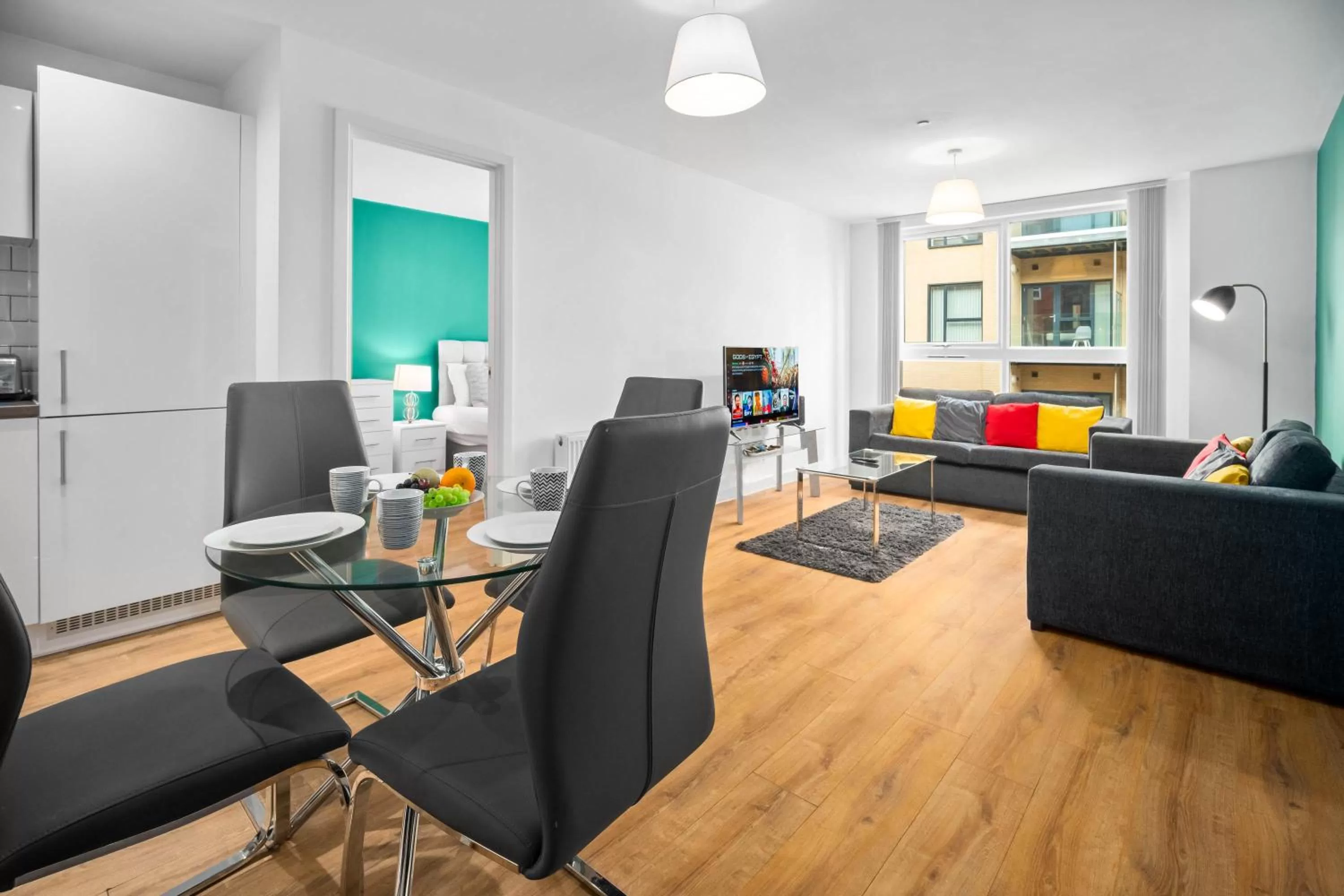 TV and multimedia in Onyx O2 Arena Brindley Place Broad Street Large Spacious Apartment