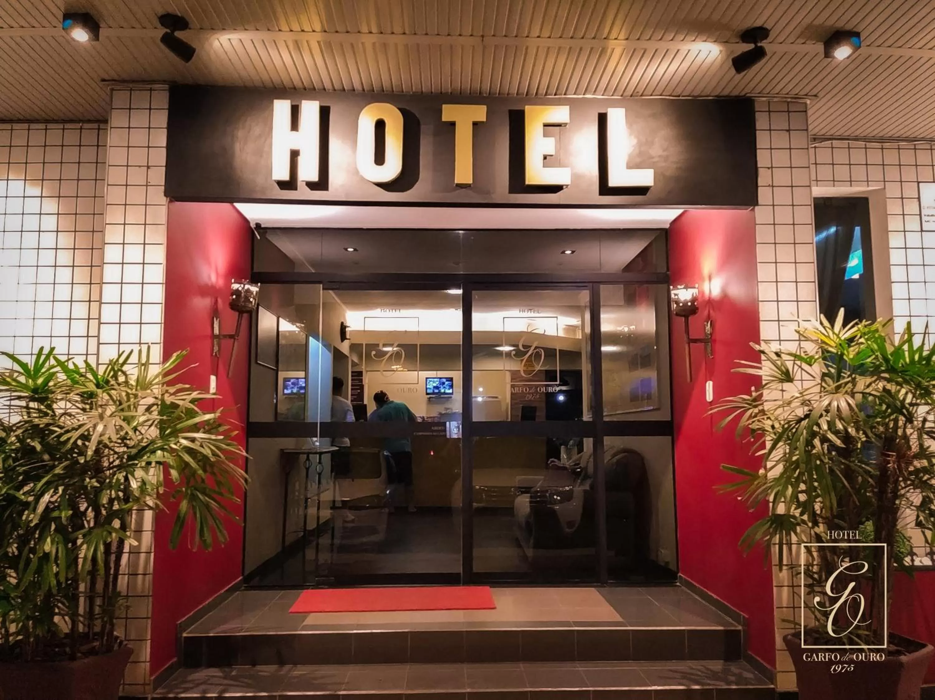 Facade/entrance in Hotel Garfo de Ouro