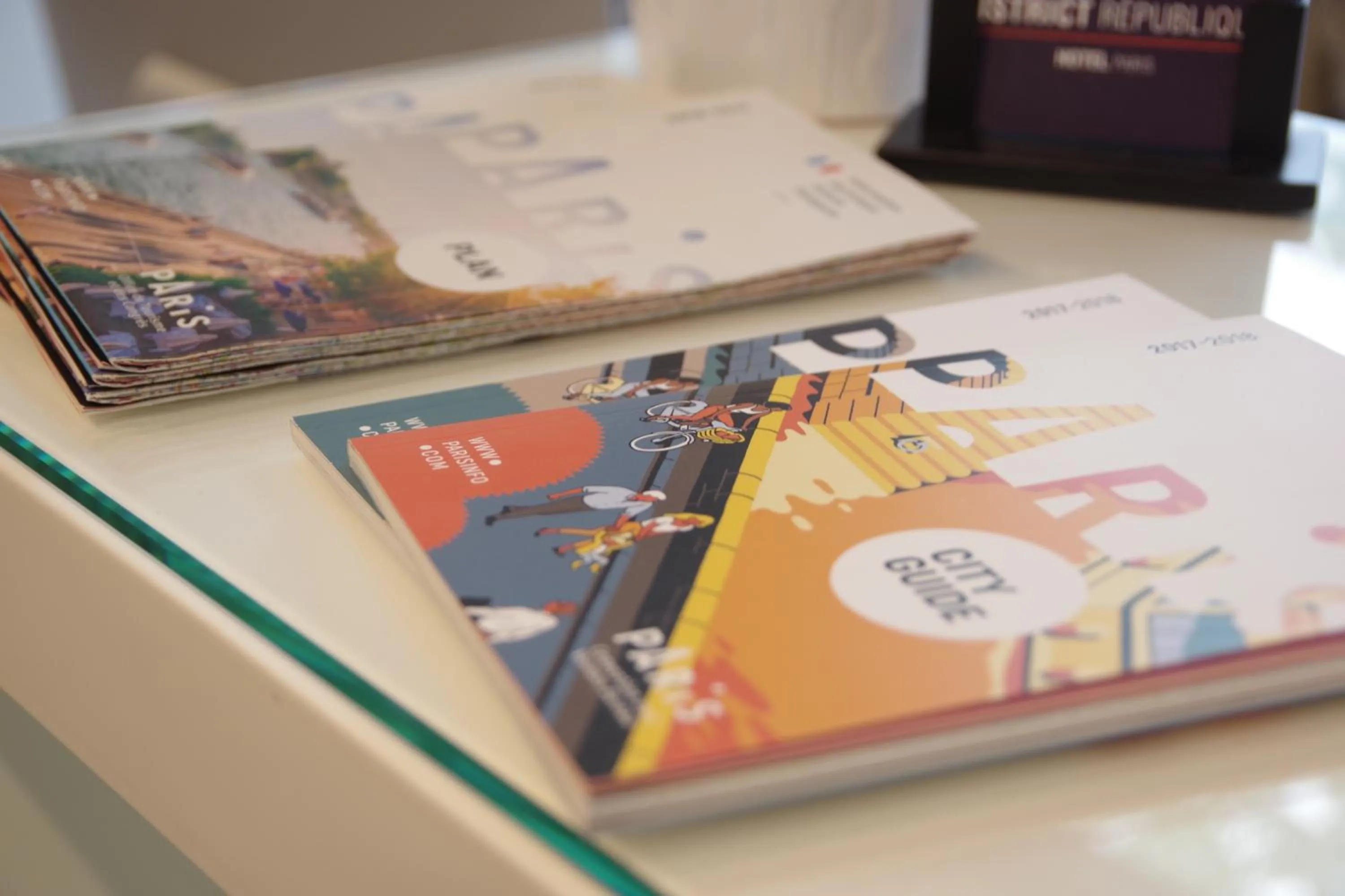 concierge in District Republique