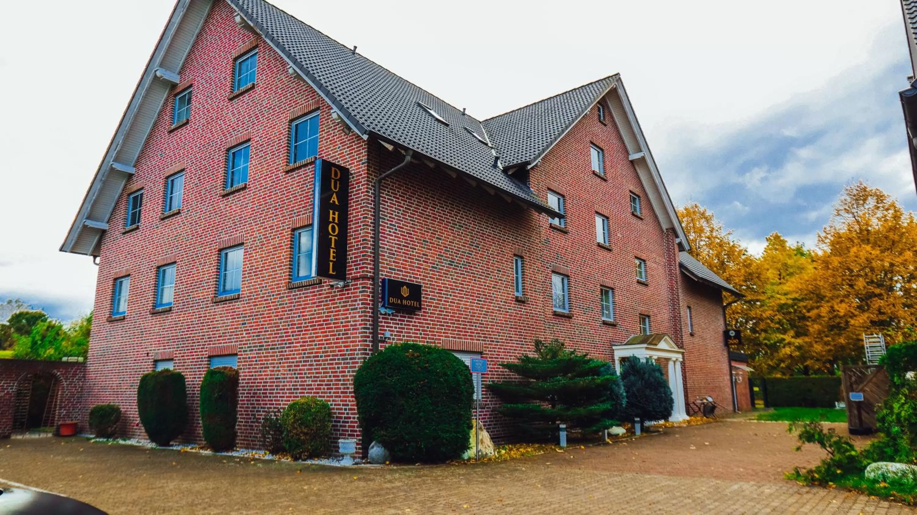 Property building in DUA Hotel