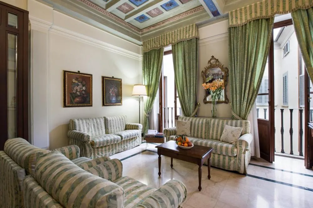 Living room in Residenza Castiglioni