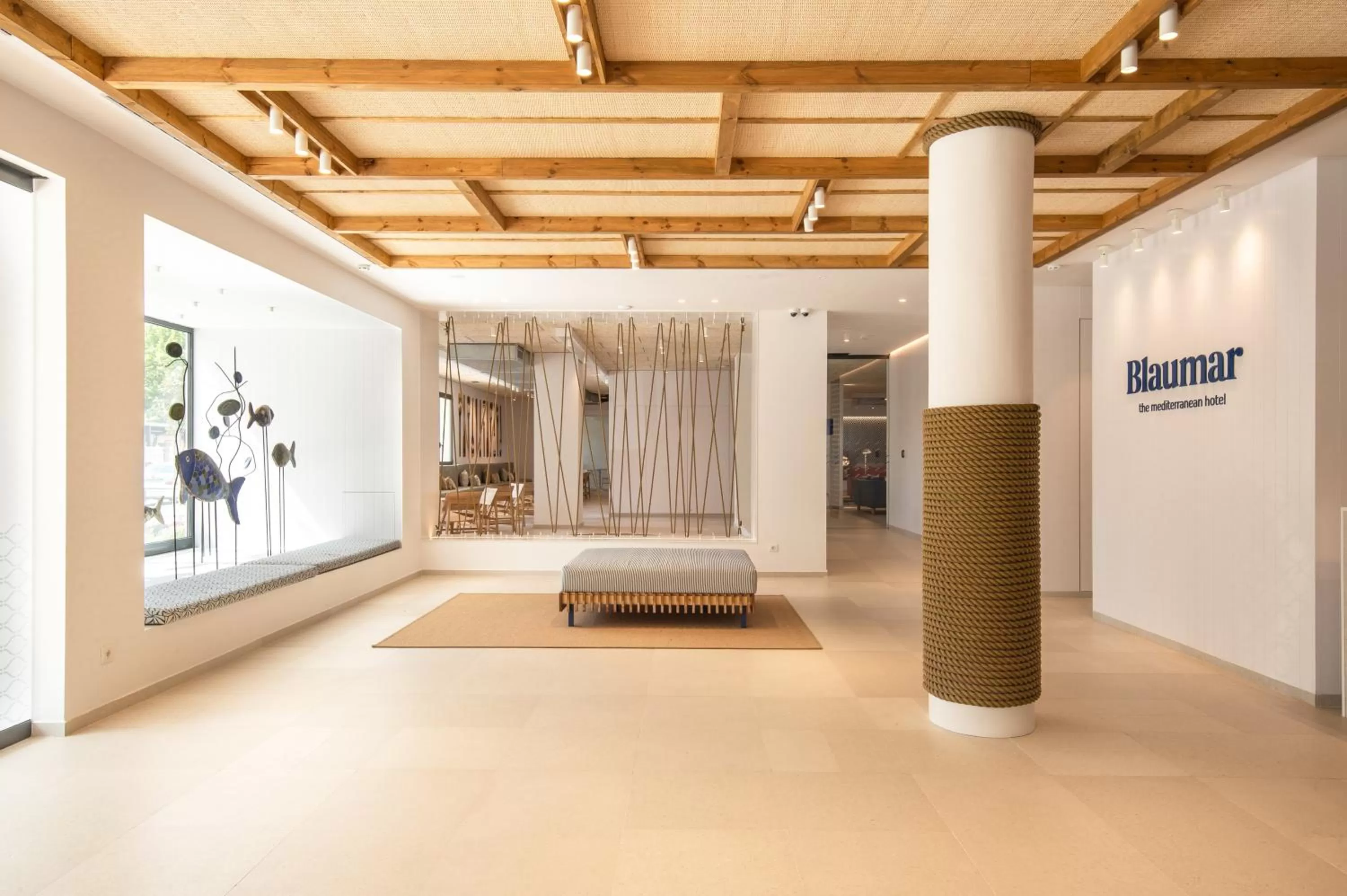 Lobby or reception, Bed in Blaumar Hotel