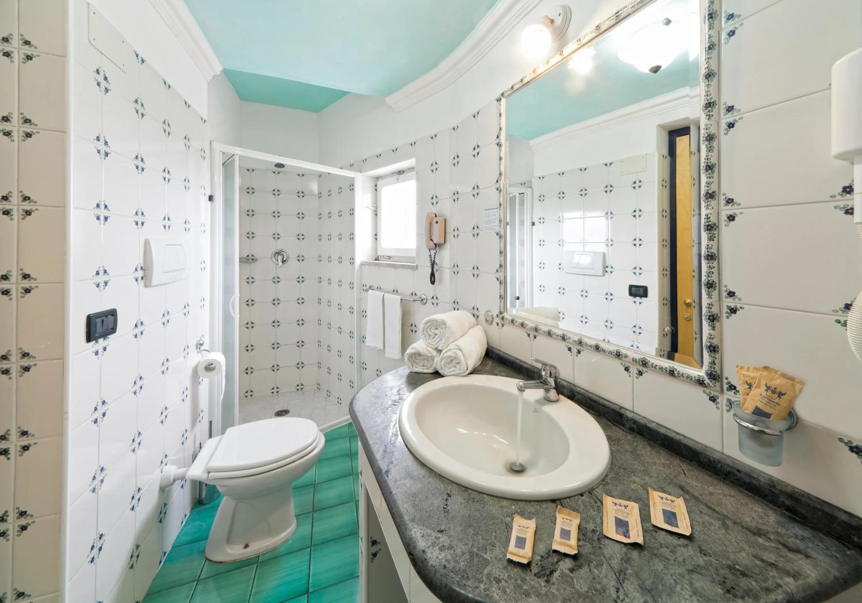 Toilet in Il Gattopardo Hotel Terme & Beauty Farm