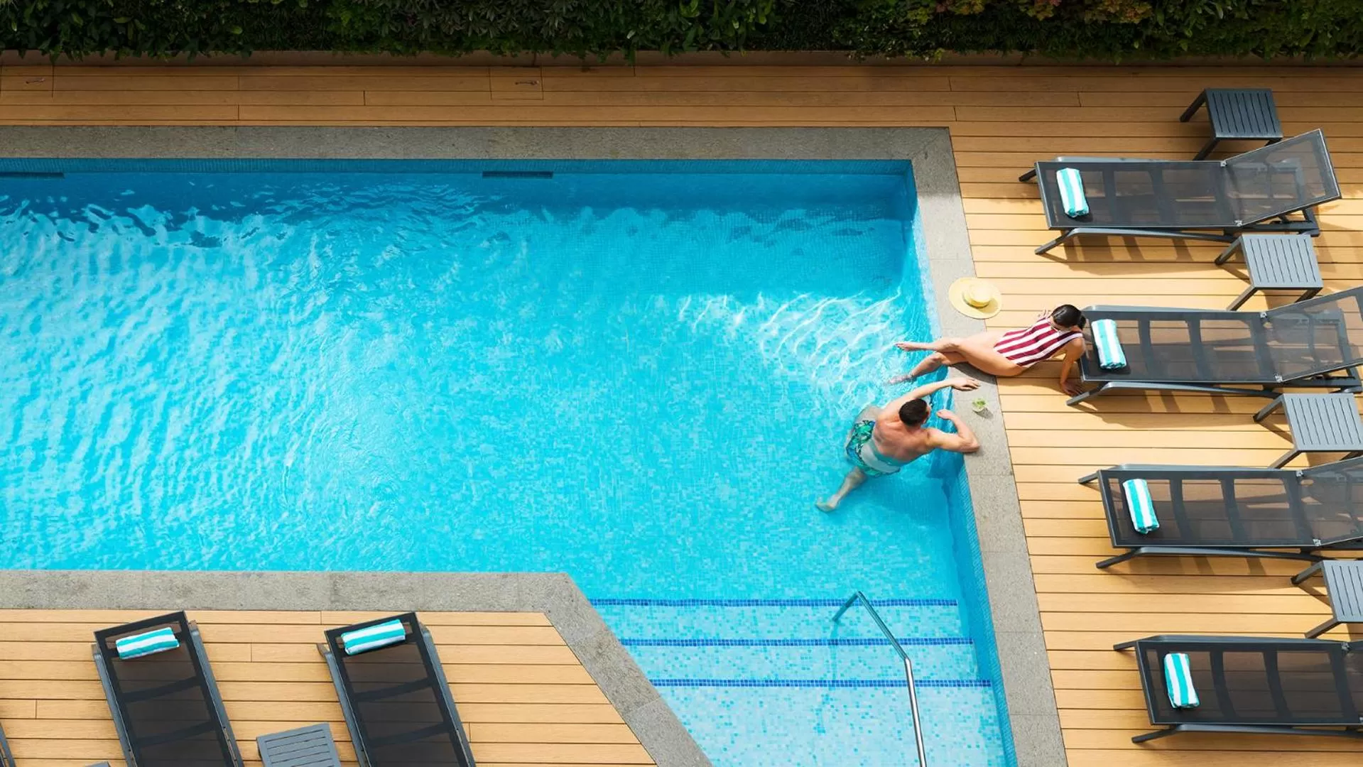 Swimming pool in PARKROYAL Parramatta