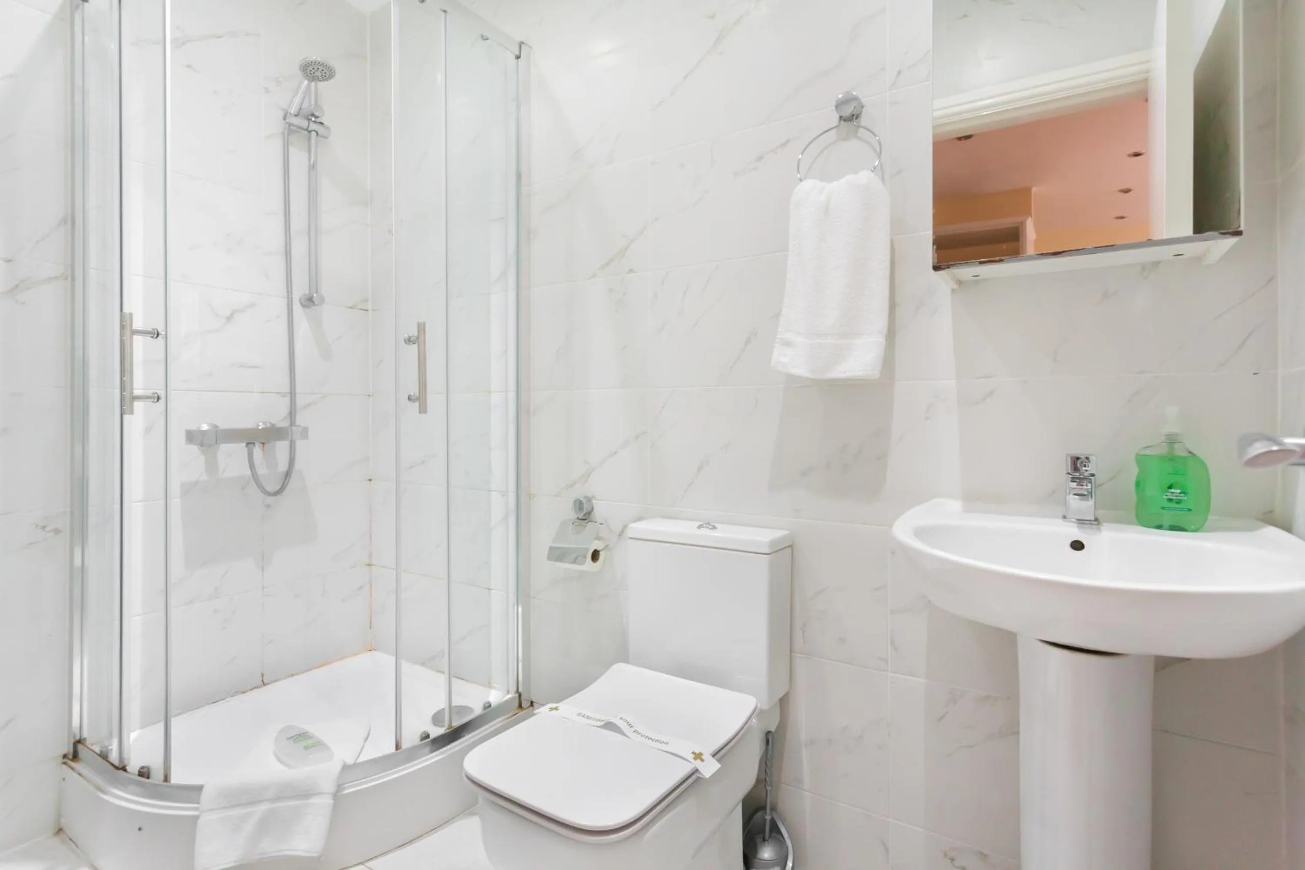 Bathroom in Kings Cross Prime Stay Apartments