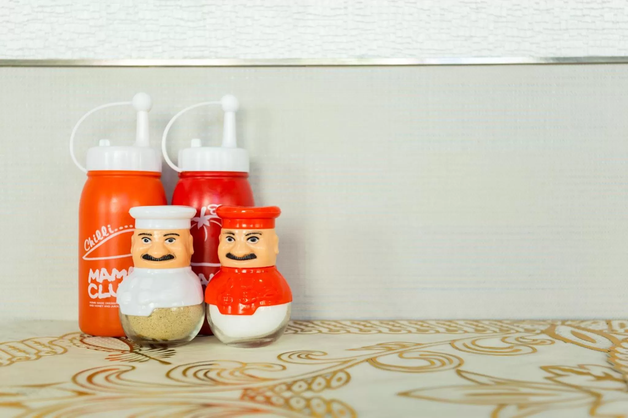 Restaurant/places to eat in Grand Inter Hotel