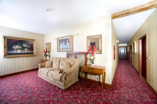 Seating area in Chateau Zbiroh