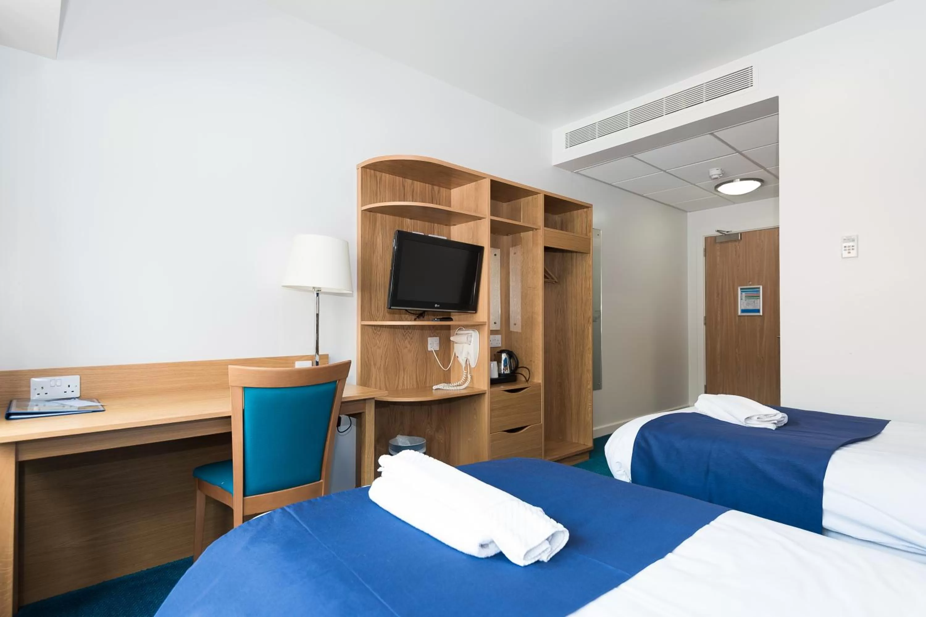 Budget Twin Room in Lilleshall House & Gardens and Lilleshall National Sports Centre