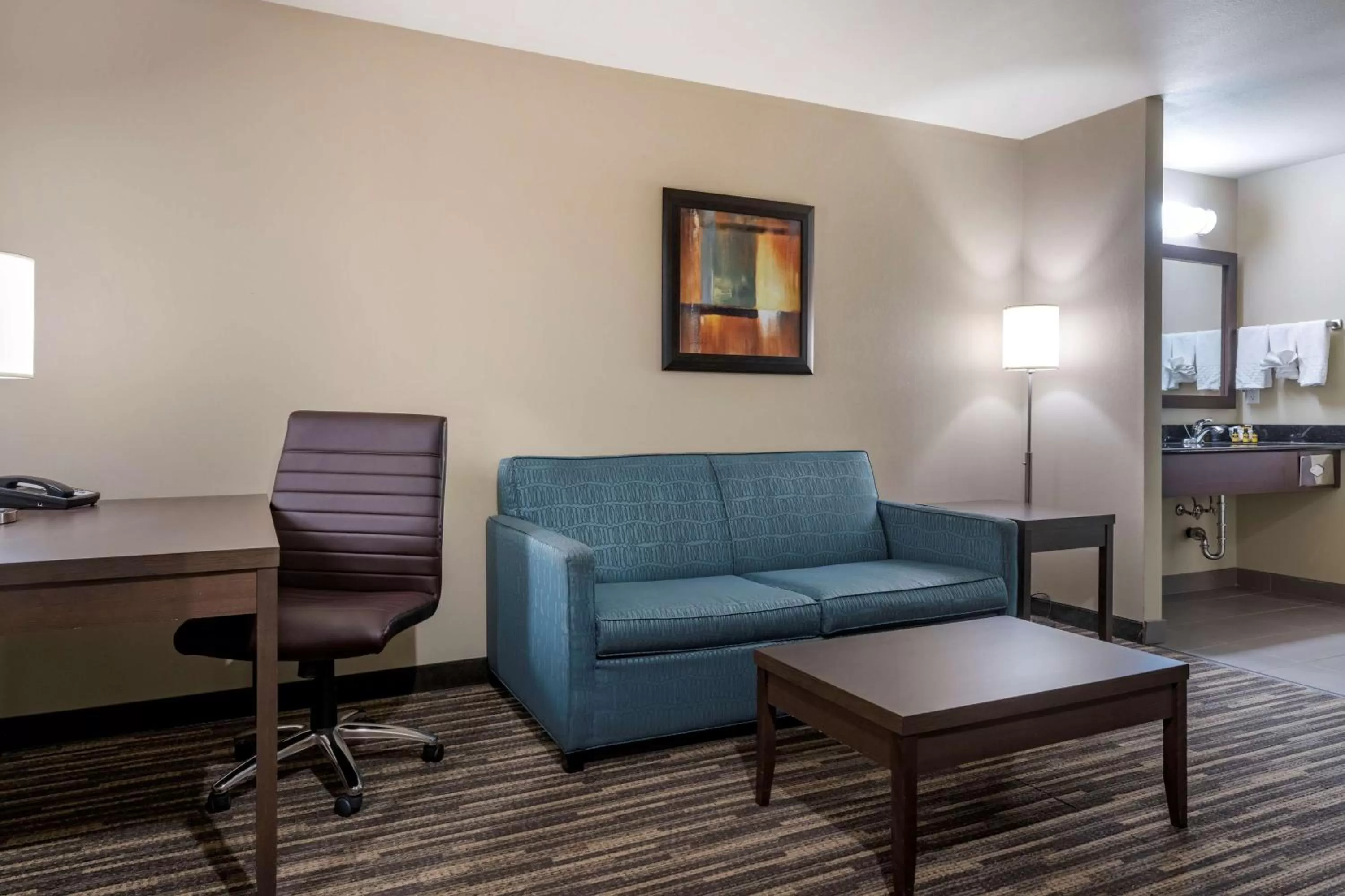 King Suite - Non-Smoking in Best Western Dartmouth Hotel & Suites