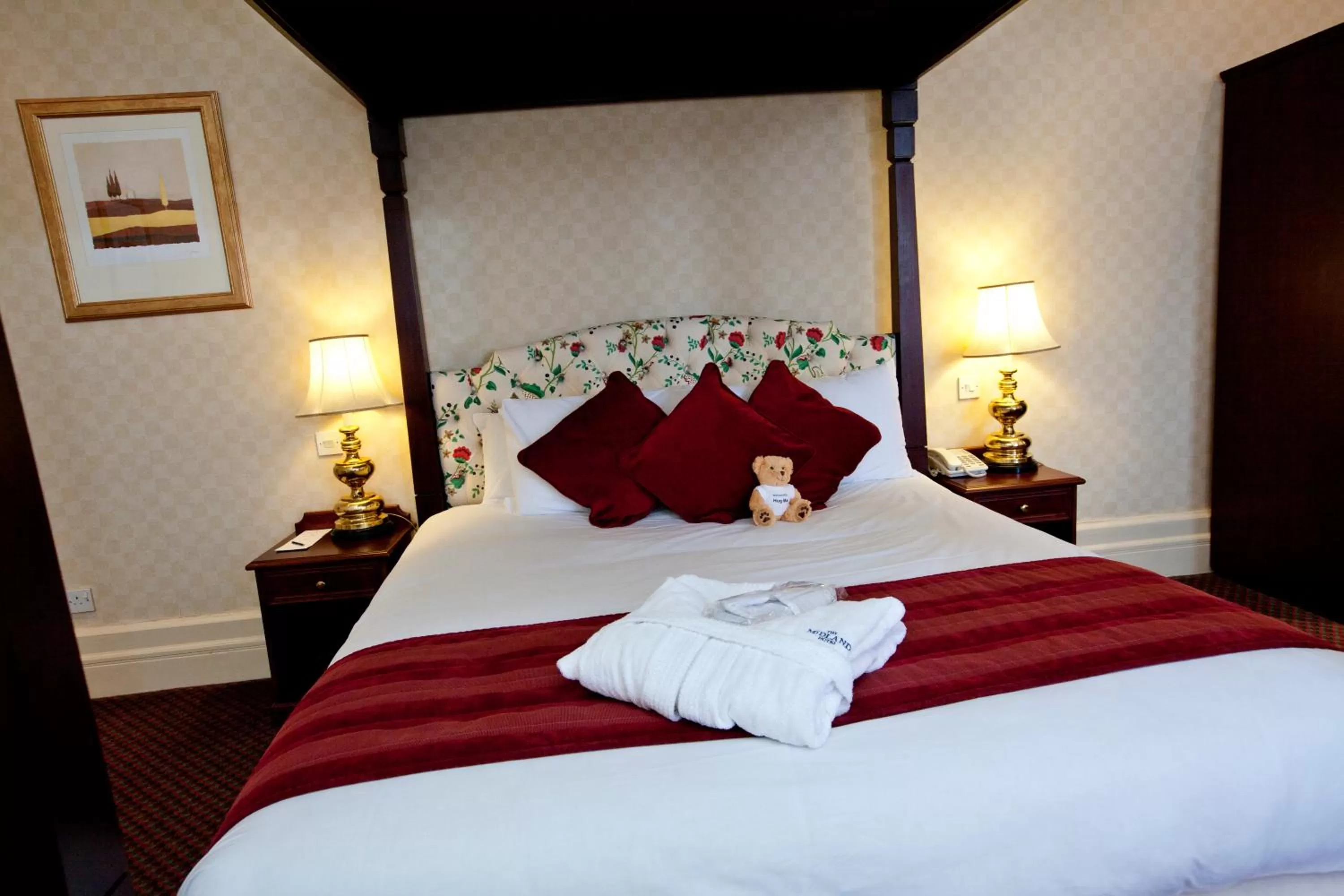 Bedroom, Bed in The Midland Hotel