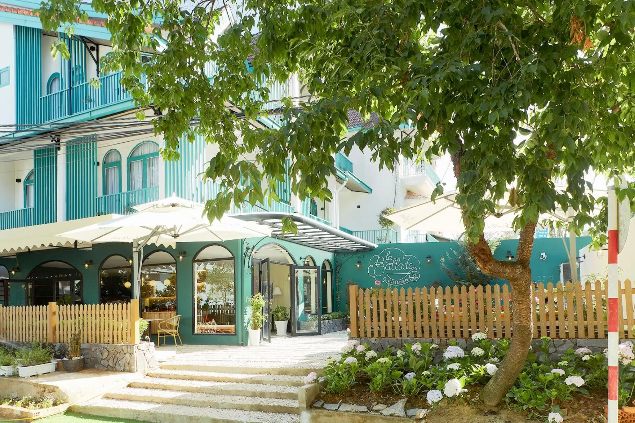 Property building in Larimar Villas Cô Giang